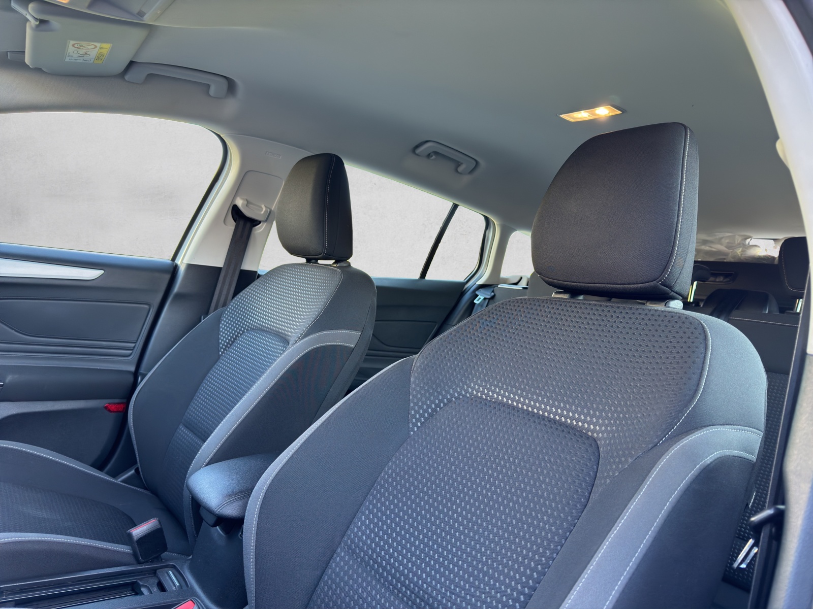 FORD Focus 1.5 TDCi Cool Connect-image-20