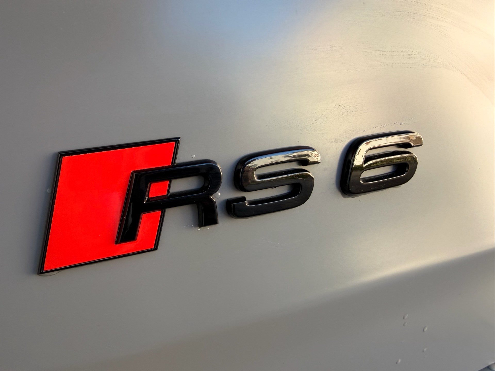 AUDI RS6 AVANT 4.0 TFSI QUATTRO PERFORMANCE *** TRAUM IN NARDOGRAU & KERAMIK BREMSEN ***-image-31