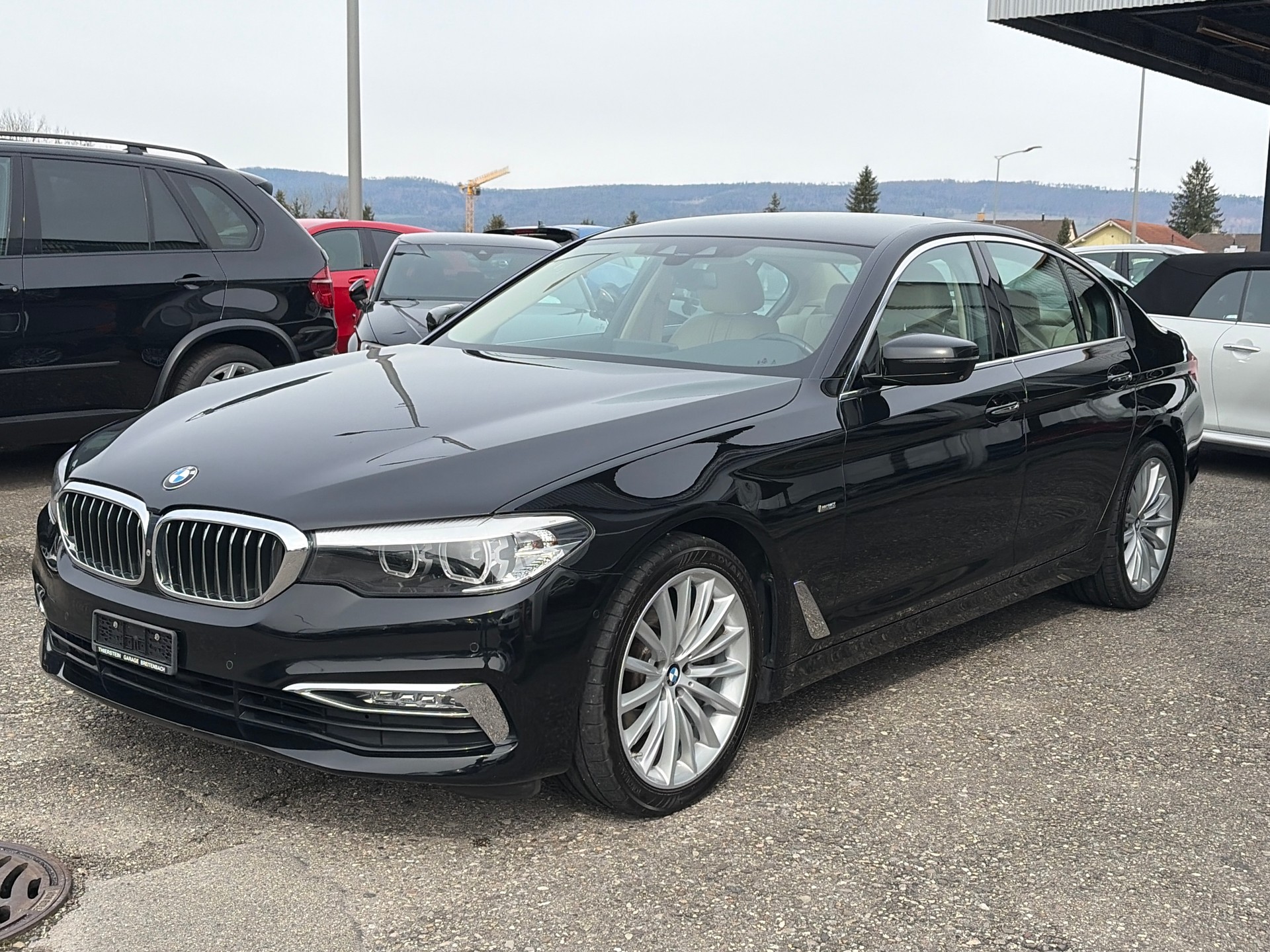 BMW 520d xDrive Luxury Line Steptronic-showroom-element-2