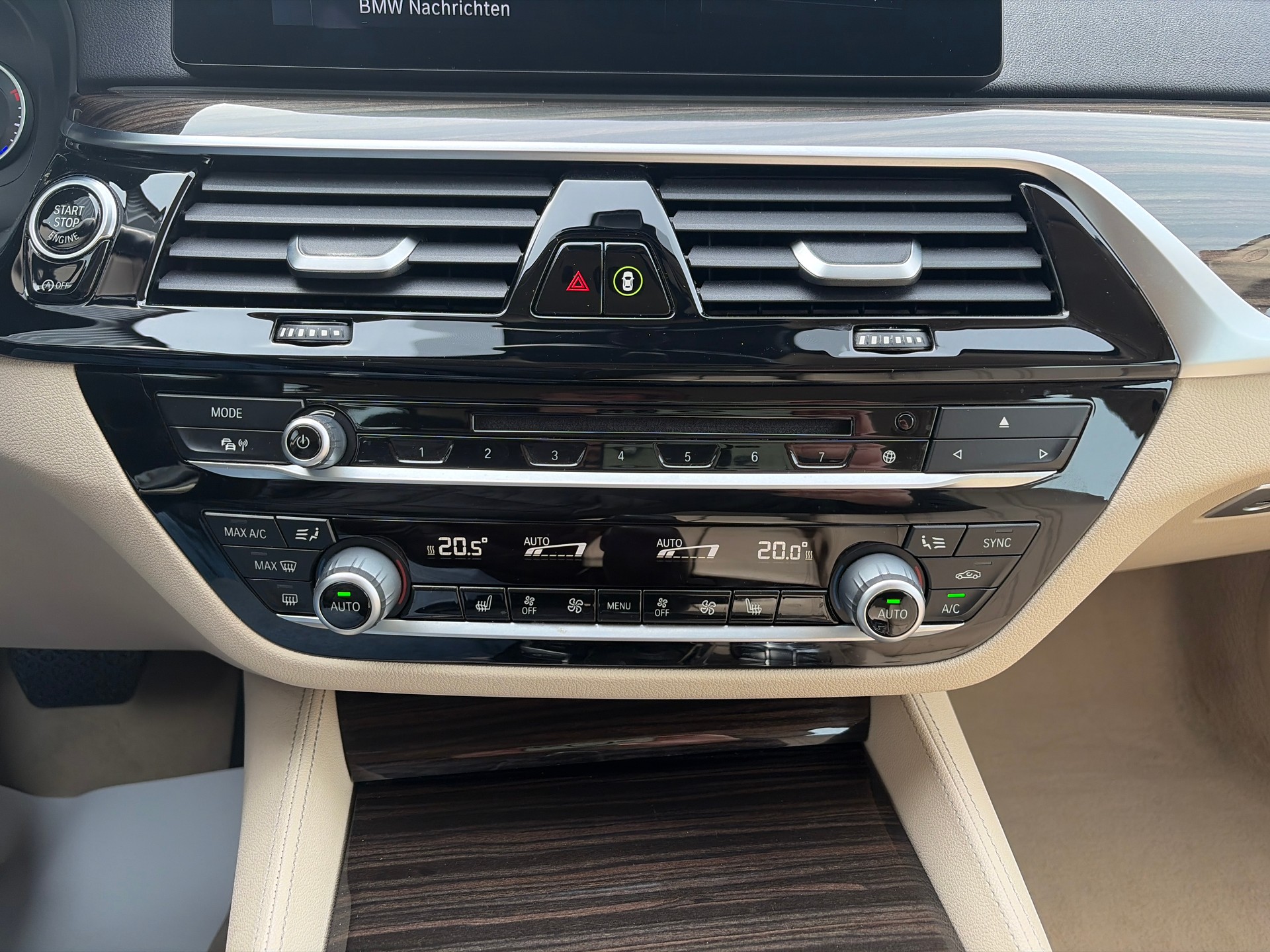 BMW 520d xDrive Luxury Line Steptronic-image-21