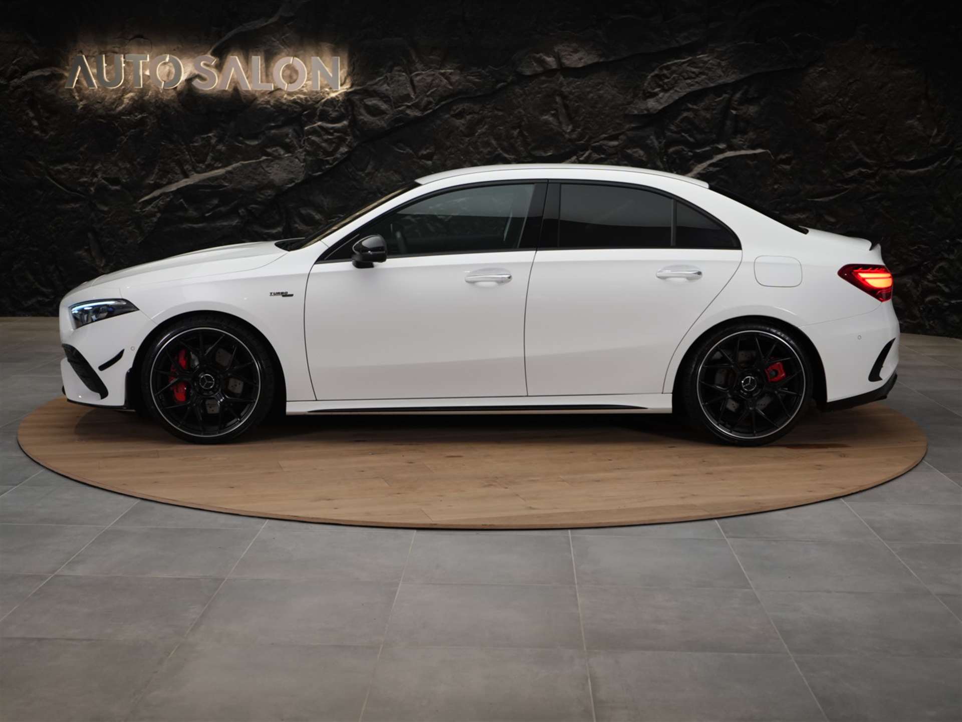 MERCEDES-BENZ A 35 AMG 4Matic+ 8G-DCT *Limousine*Facelift*Aeropaket*-showroom-element-1