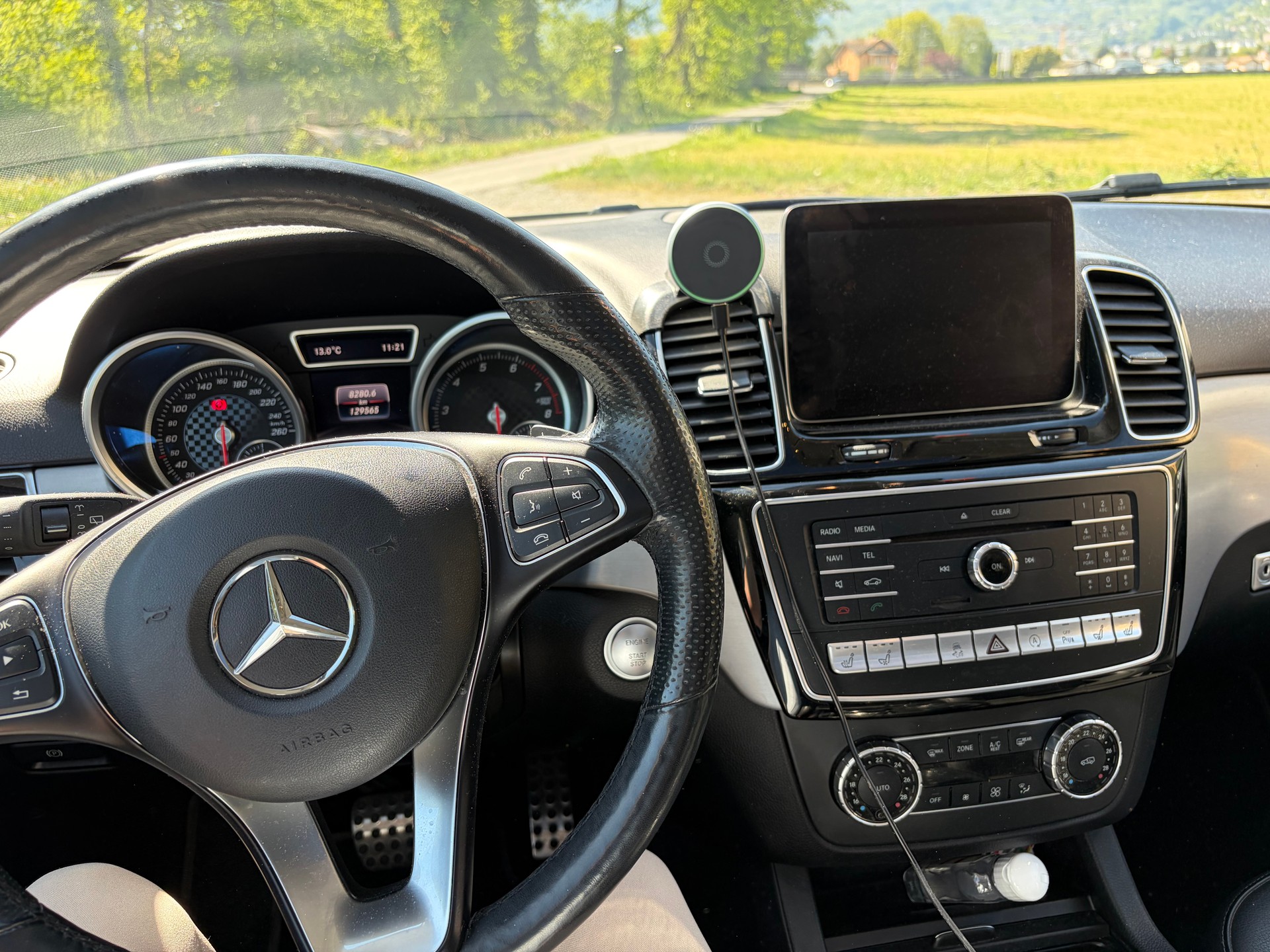 MERCEDES-BENZ GLE 43 AMG 4Matic 9G-Tronic-image-9