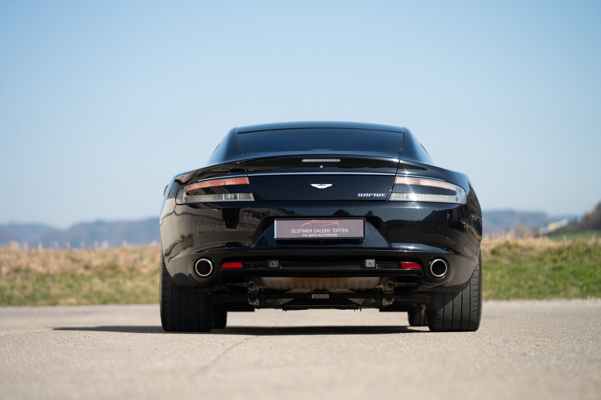 ASTON MARTIN Rapide 5.9 V12 Touchtronic 2-image-11