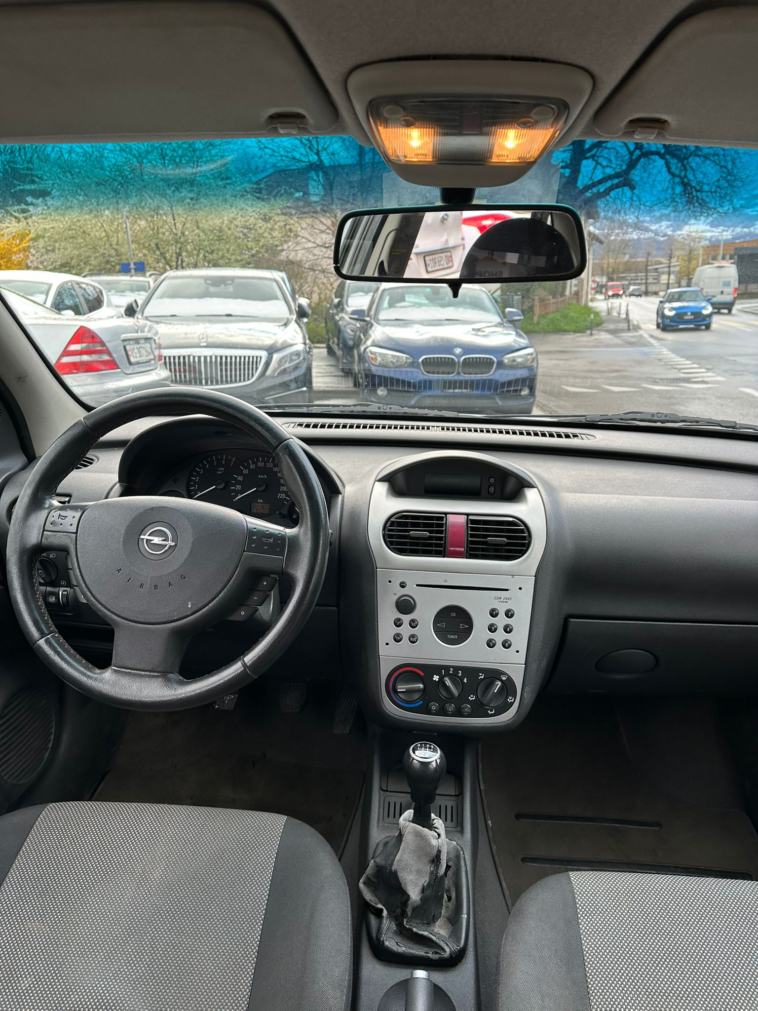OPEL Corsa 1.2 TP Silverline-image-9