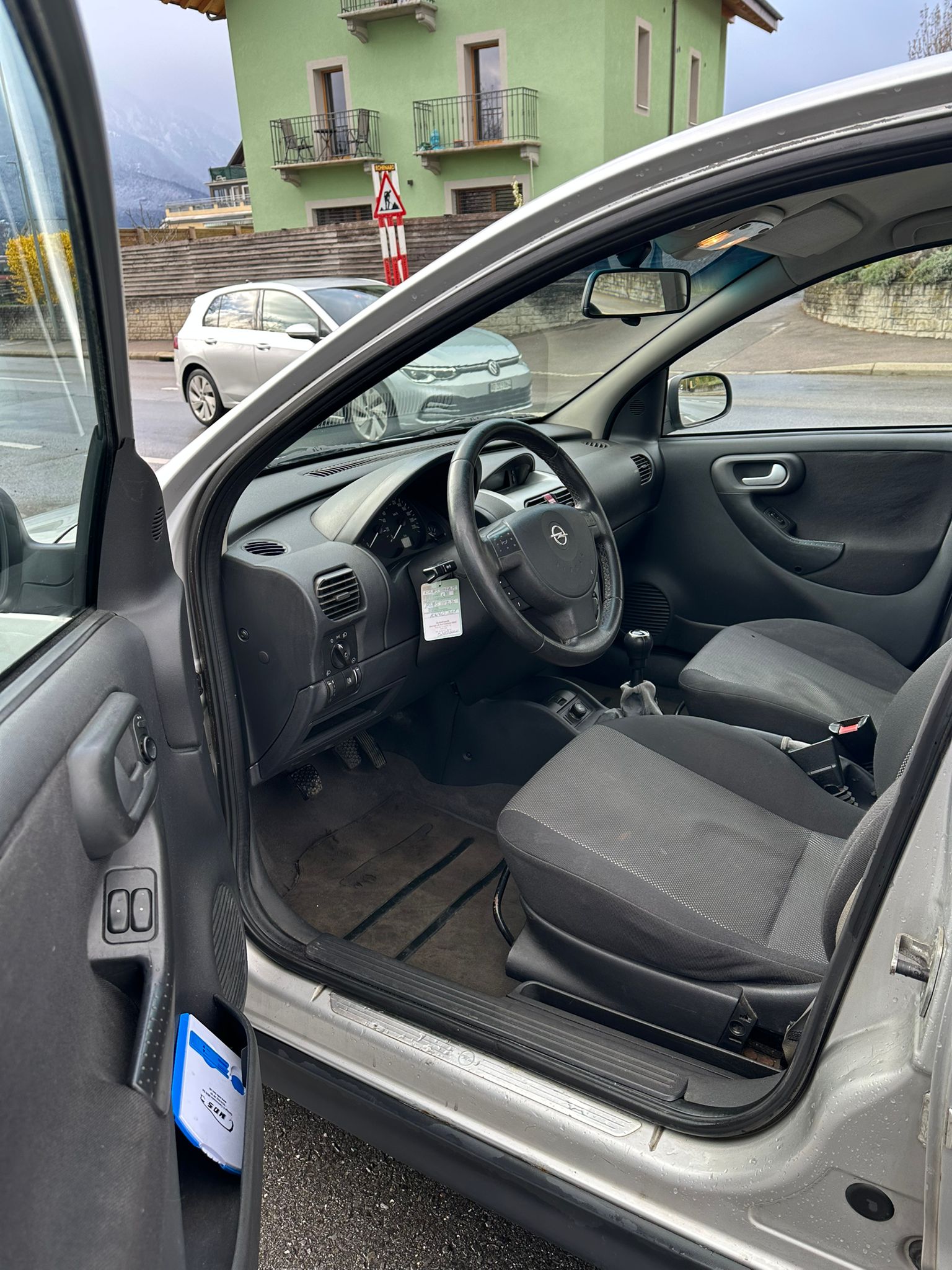 OPEL Corsa 1.2 TP Silverline-image-8