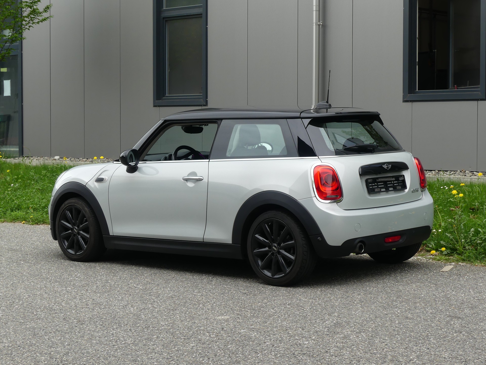 MINI Cooper-image-4