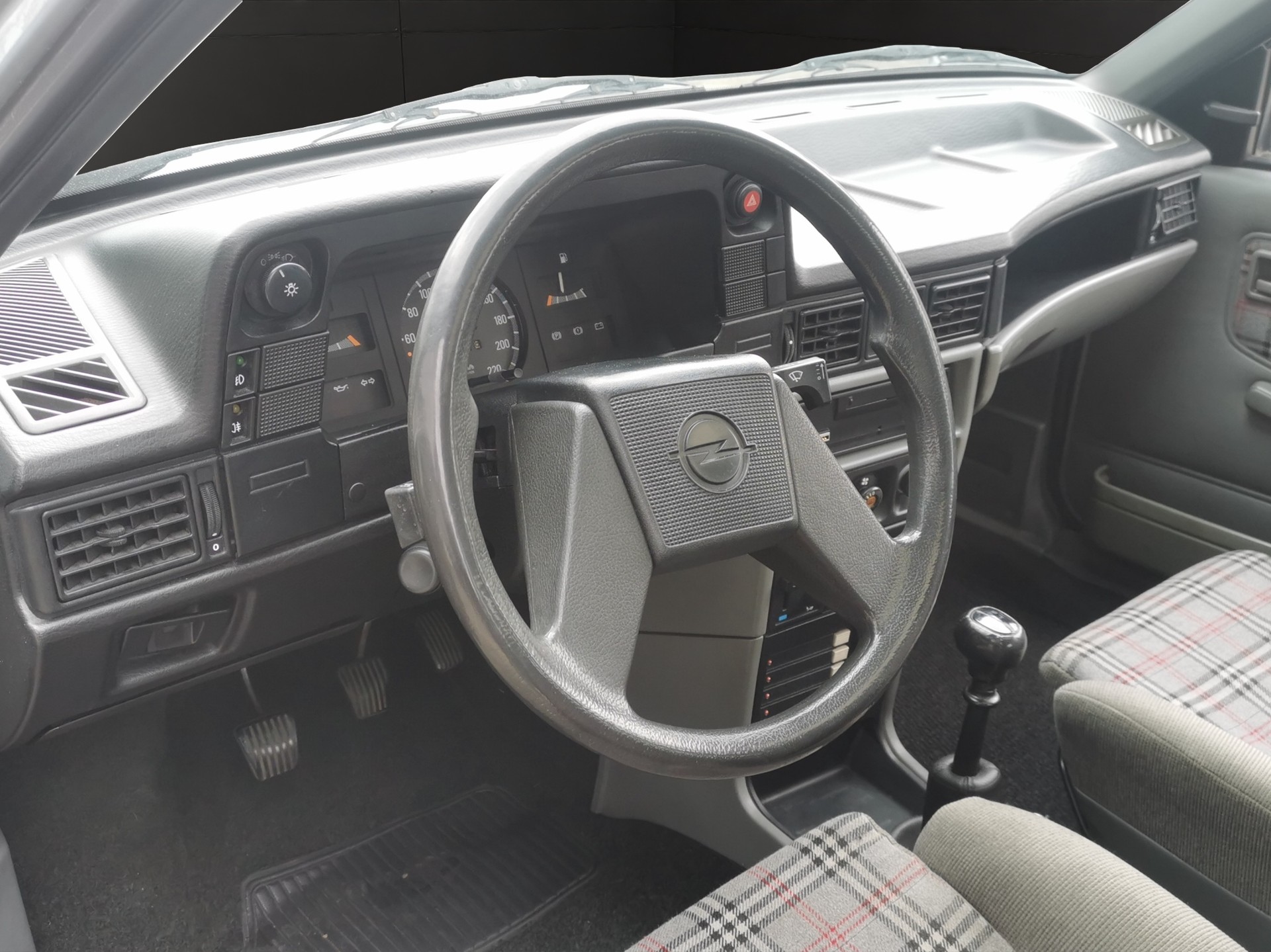 OPEL E16 Diesel-image-9