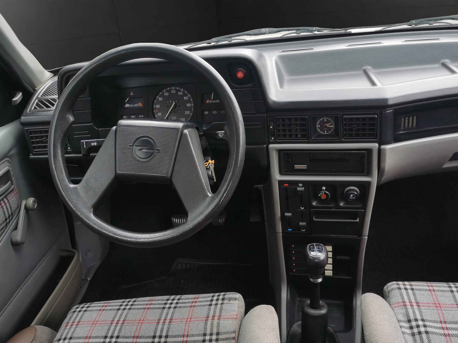 OPEL E16 Diesel-image-15