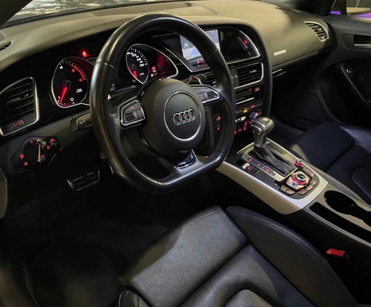 AUDI A5 Sportback 2.0 TDI multitronic-image-12