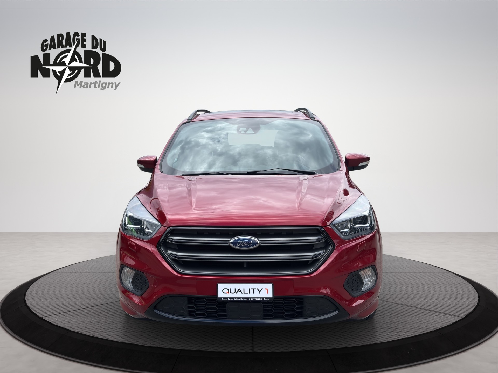 FORD Kuga 2.0 SCTi Titanium 4WD Automatic-showroom-element-1