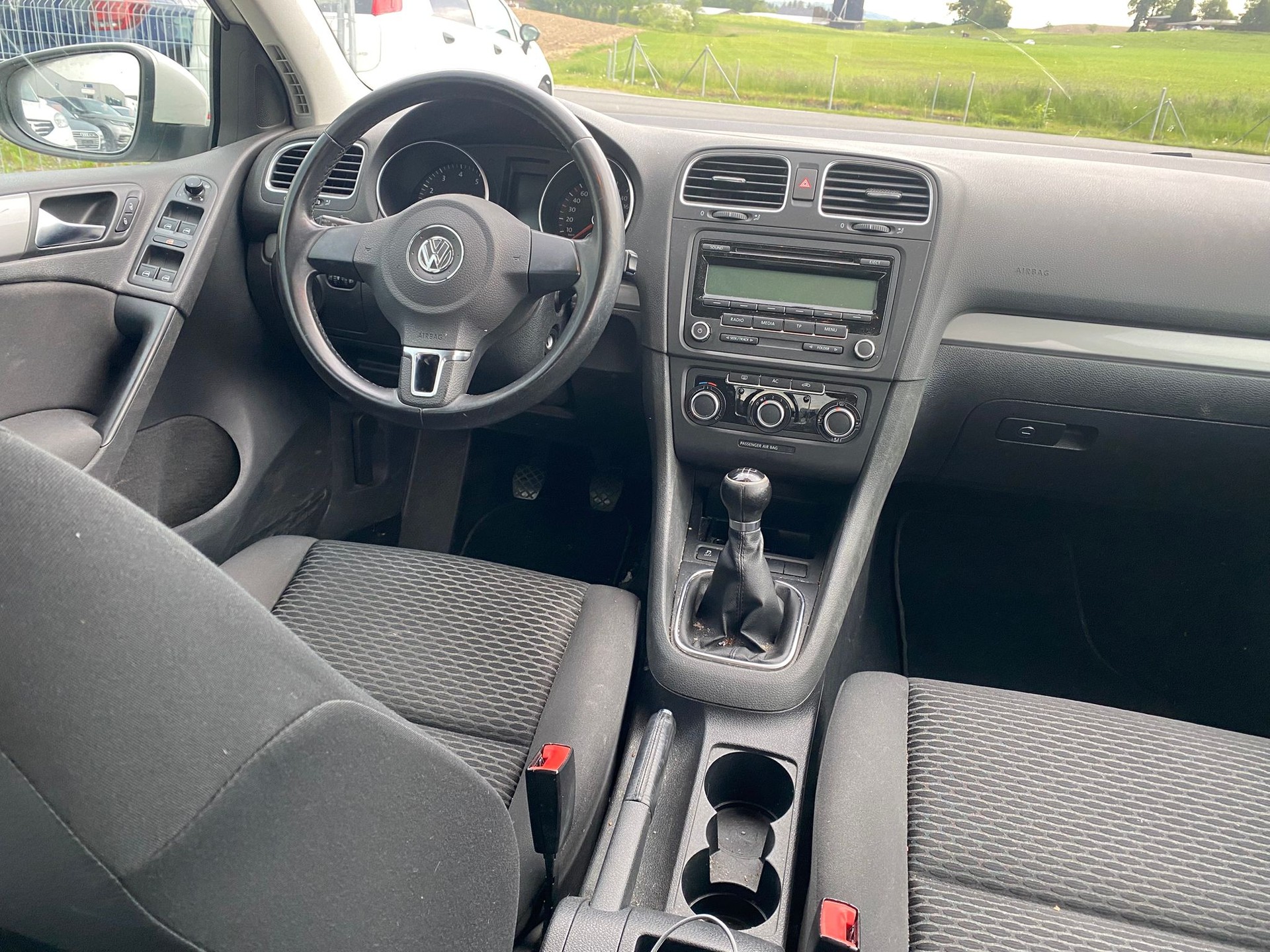 VW Golf 1.2 TSI Trendline-image-9