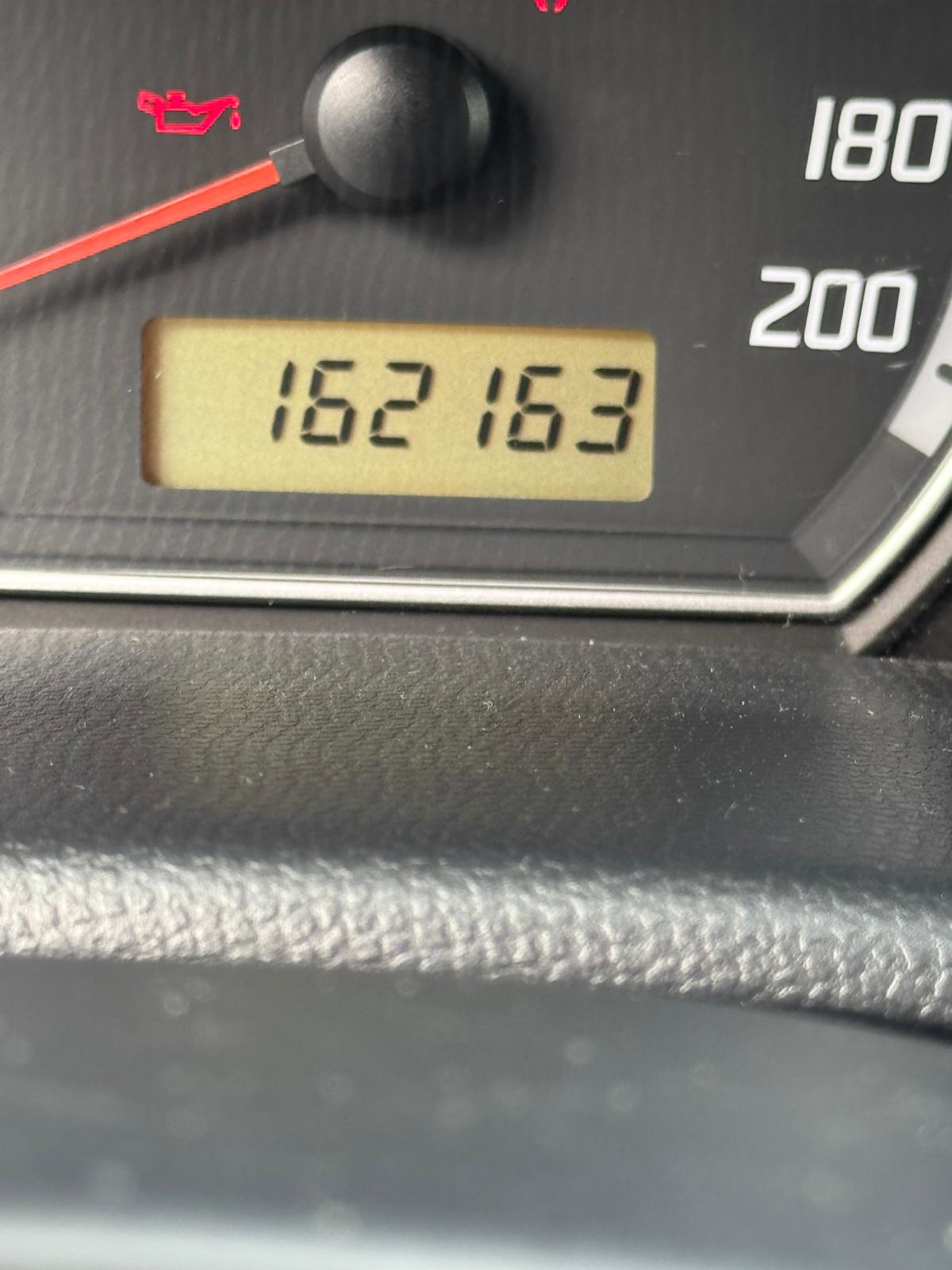 SUZUKI Swift 1.3i 16V GL Top 4x4-image-5