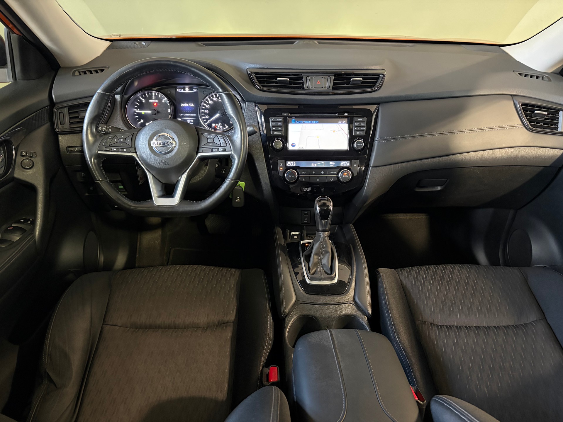 NISSAN X-Trail 2.0 dCi acenta Xtronic CVT ALL-MODE 4x4*7Plätzer*CH-Fahrzeug*-image-12