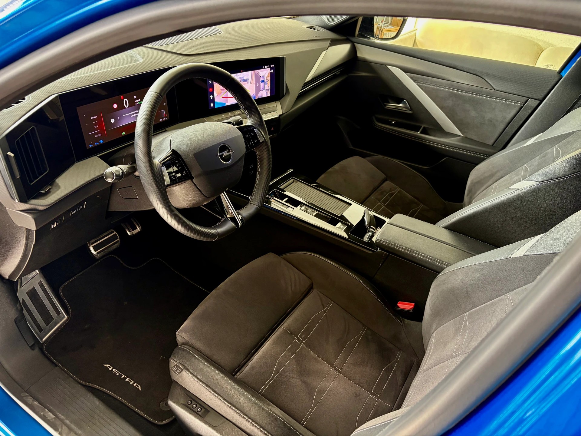 OPEL Astra 1.6 PHEV Turbo Swiss Plus A/ Sitzheizung/ Lenkradheizung/ 360 * Kamera/ Ceyless / Alcantara/ Distanzregler/ Carplay/-image-5