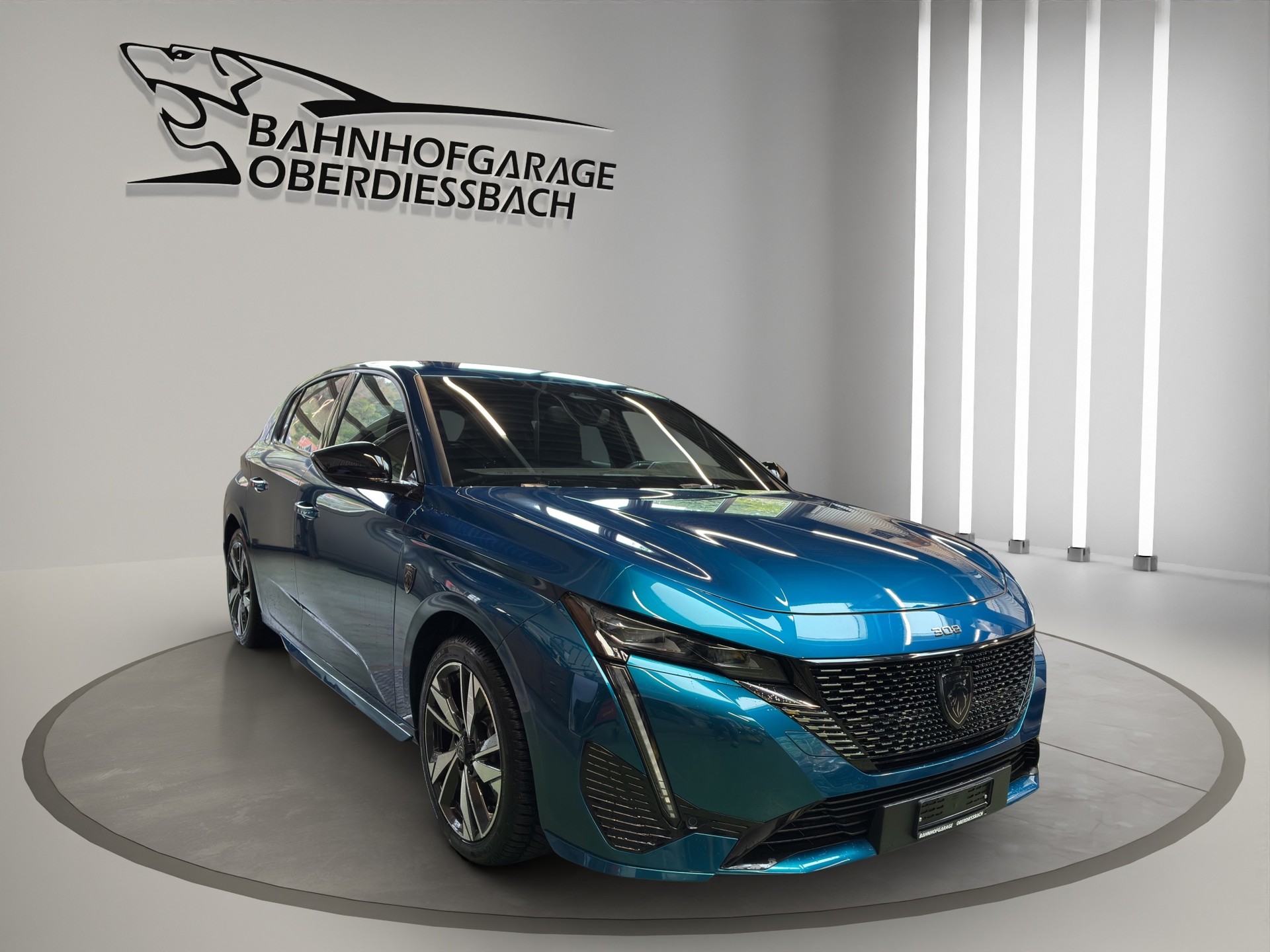 PEUGEOT 308 1.2 HEV 136 GT-showroom-element-1