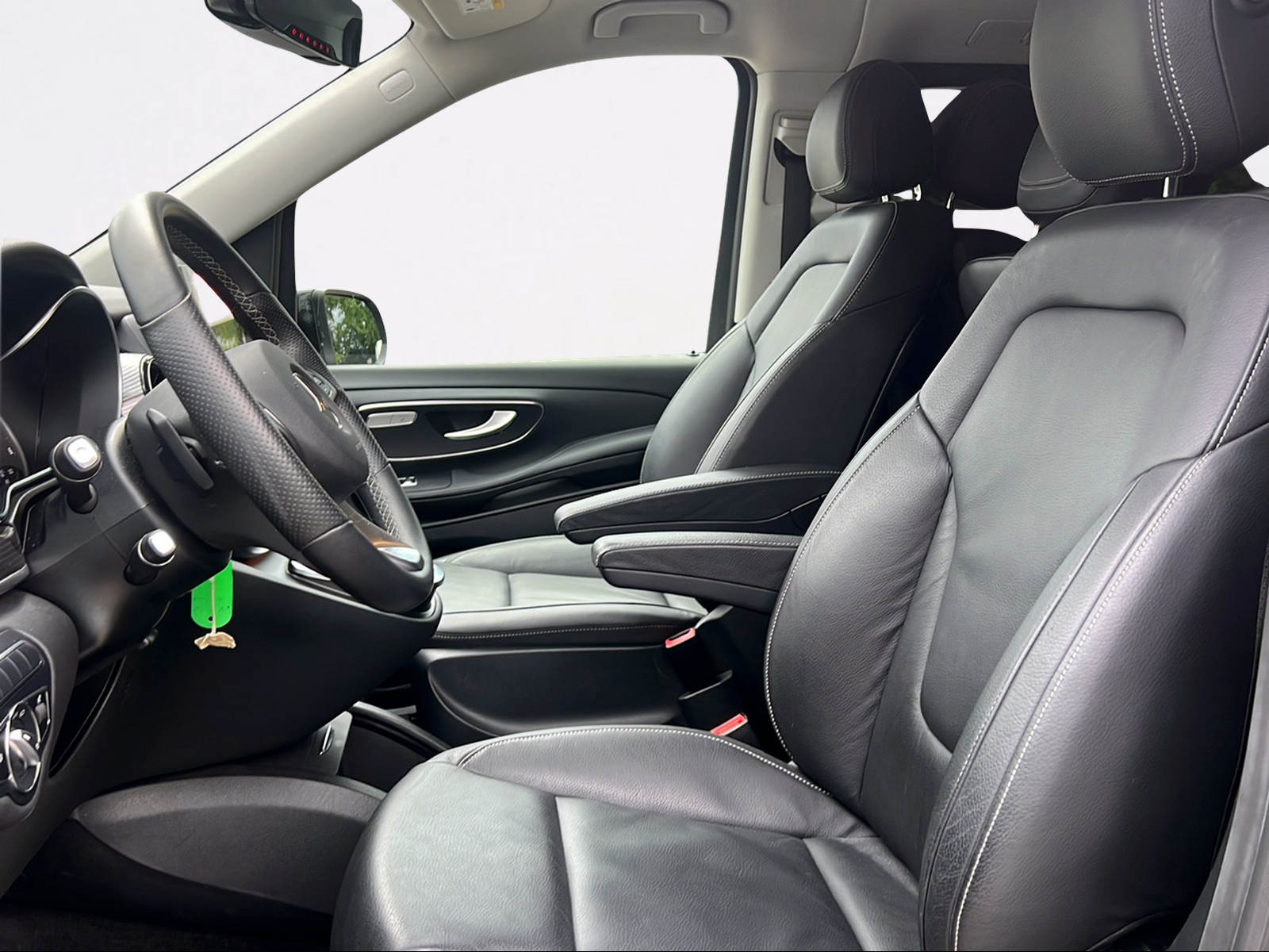 MERCEDES-BENZ V 250 d lang Avantgarde 4Matic G-Tronic-image-10