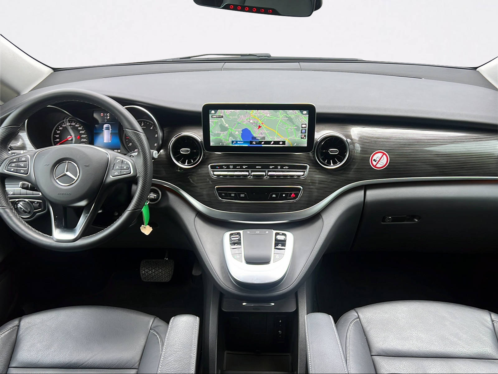 MERCEDES-BENZ V 250 d lang Avantgarde 4Matic G-Tronic-image-4