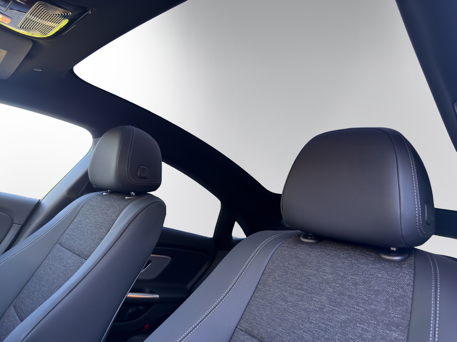MERCEDES-BENZ CLA 180 8G-DCT-image-7