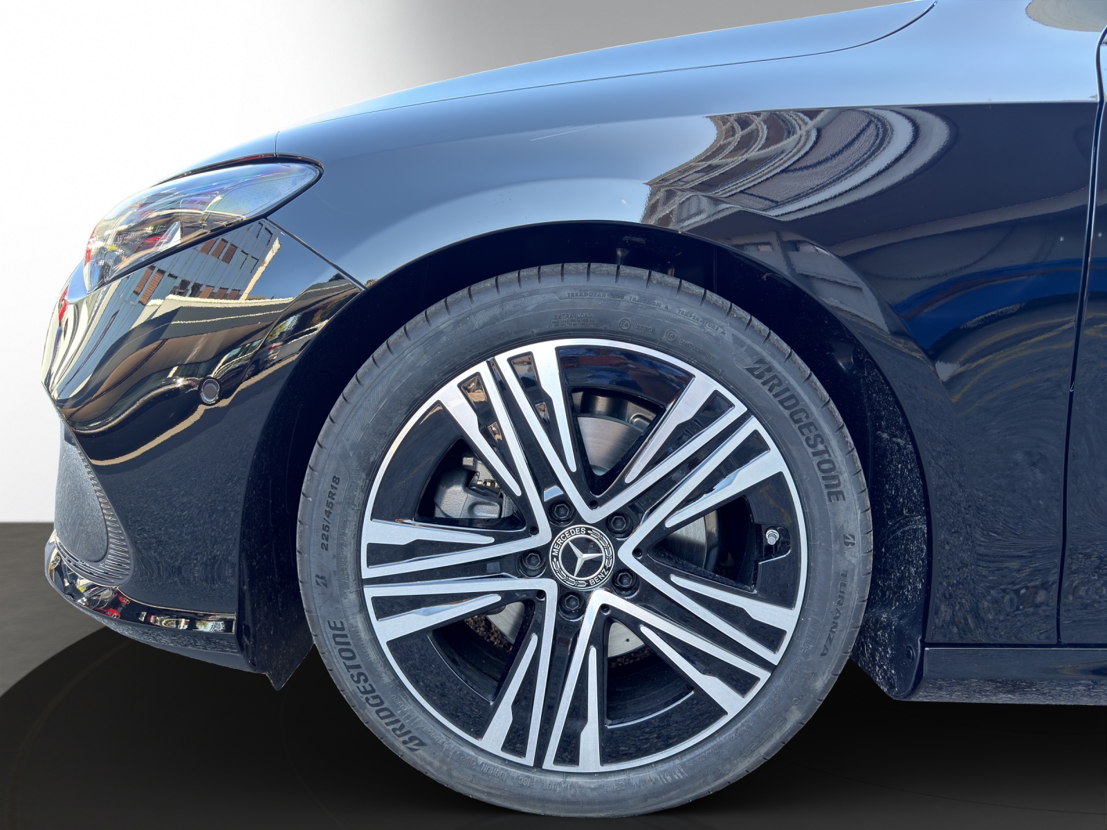 MERCEDES-BENZ CLA 180 8G-DCT-image-6
