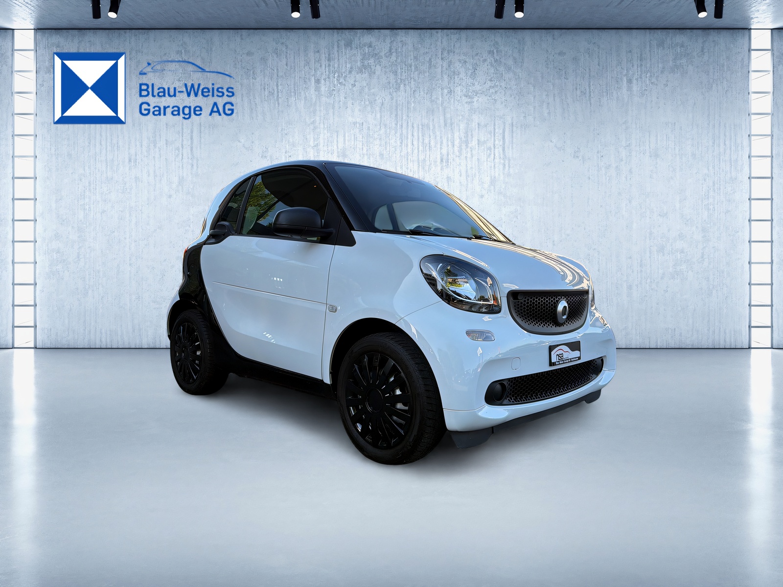 SMART fortwo-showroom-element-2