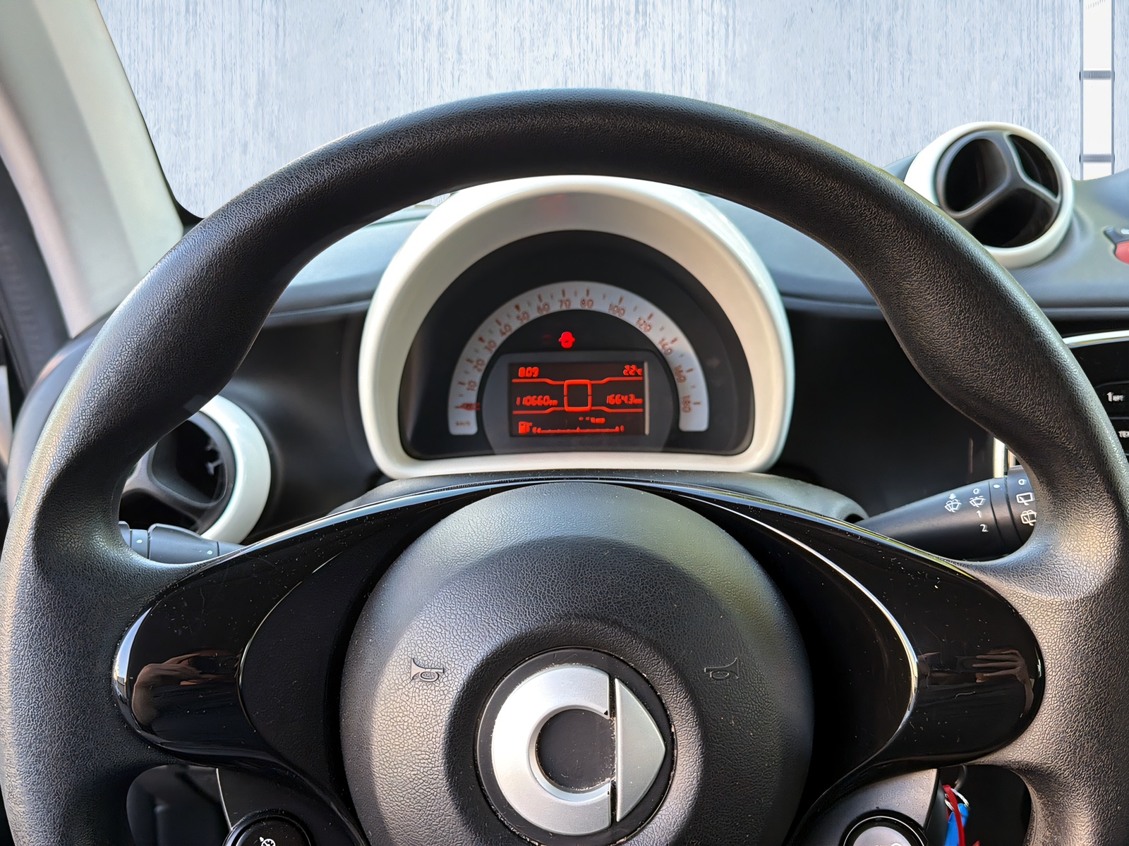 SMART fortwo-image-12