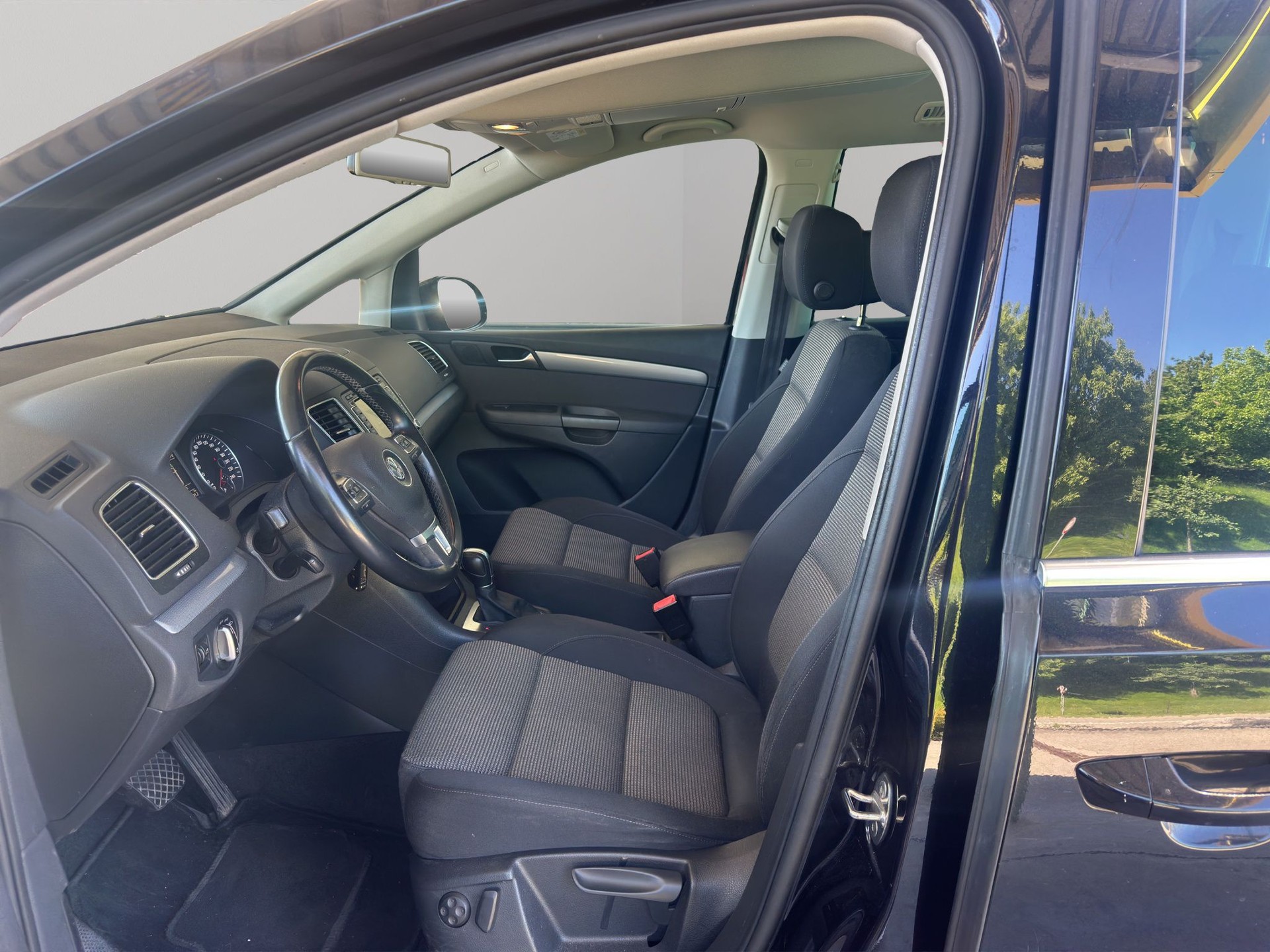 VW Sharan 2.0 TDI BMT Comfortline DSG-image-6