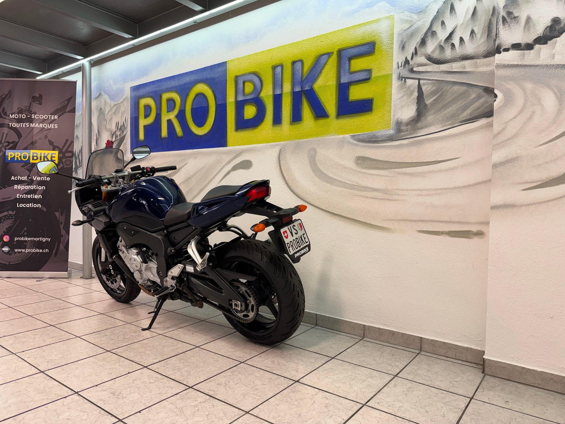 YAMAHA FZ1 Fazer-showroom-element-3