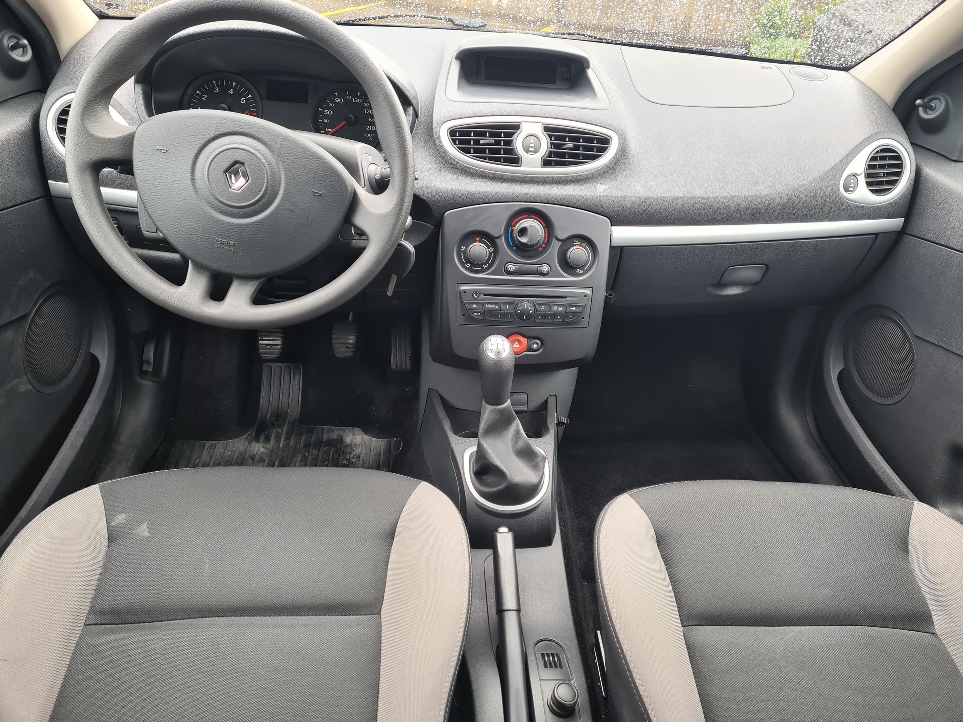 RENAULT Clio Grandtour 1.2 16V Expression-image-6