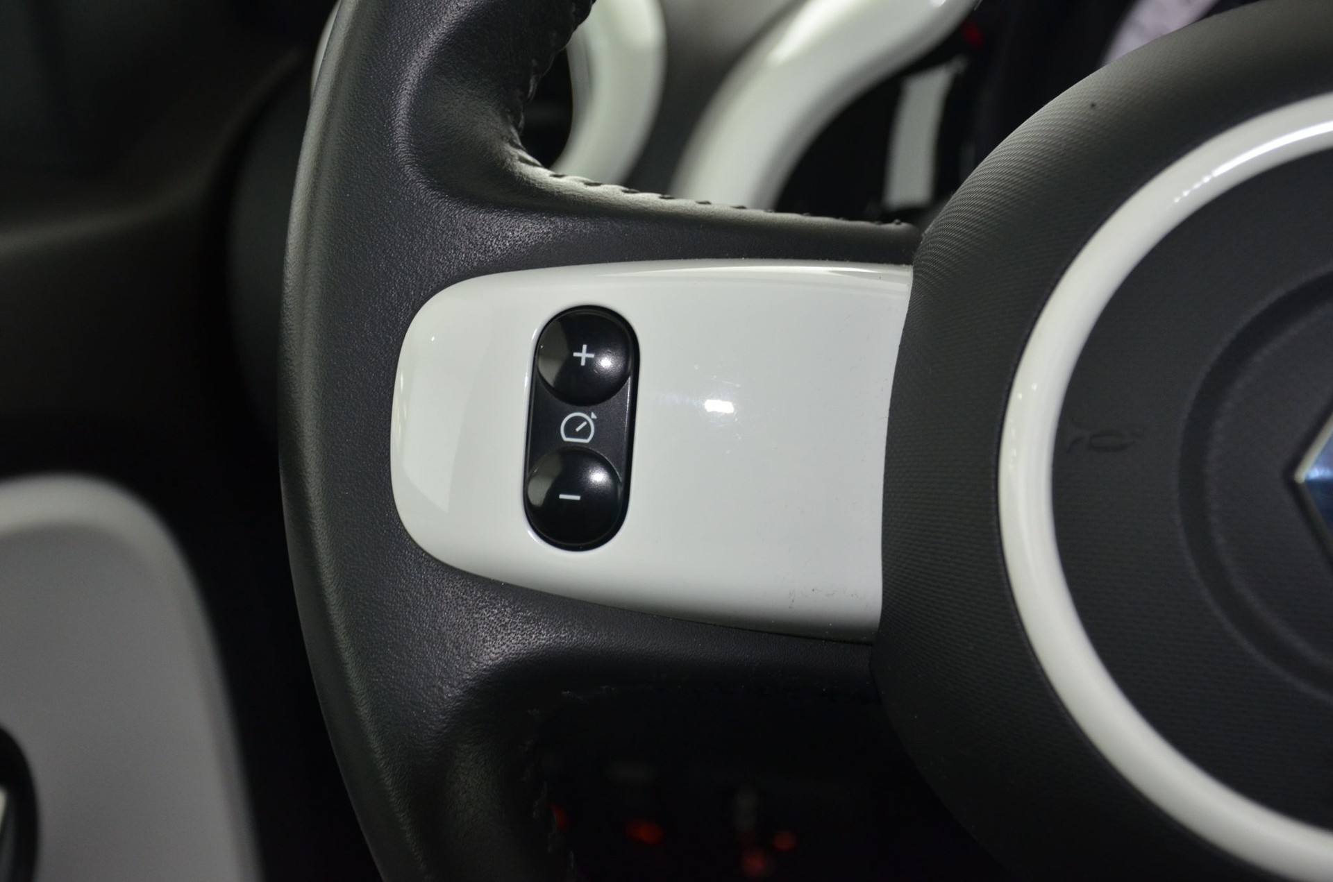 RENAULT Twingo Electric Intens *FALTDACH*-image-20