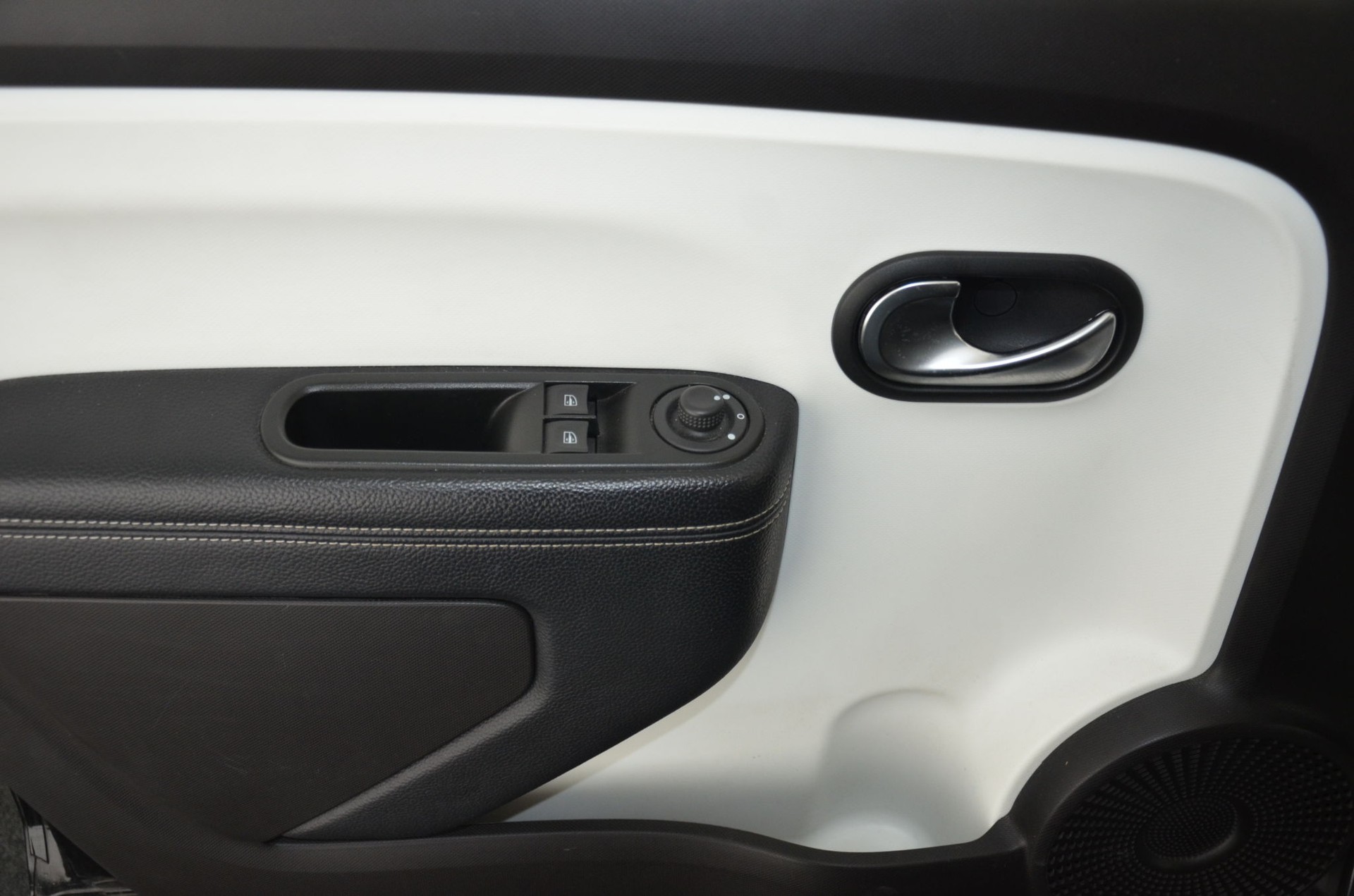 RENAULT Twingo Electric Intens *FALTDACH*-image-24