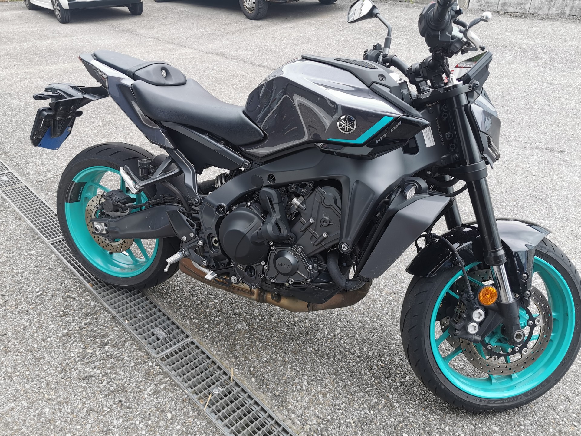 YAMAHA MT-09-image-3