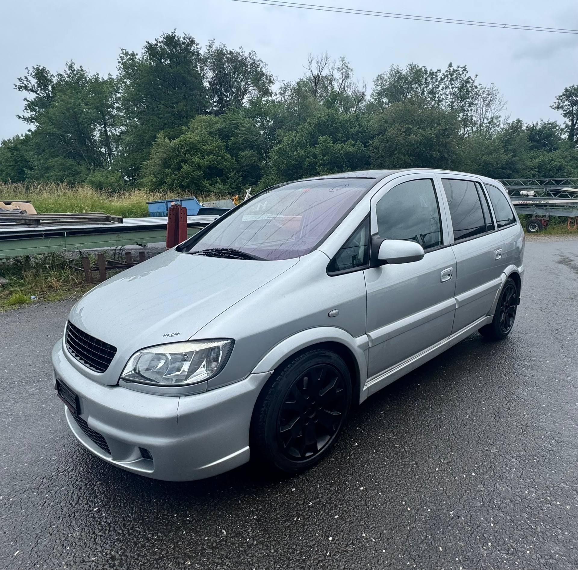 OPEL Zafira 2.0i Turbo OPC-image-2