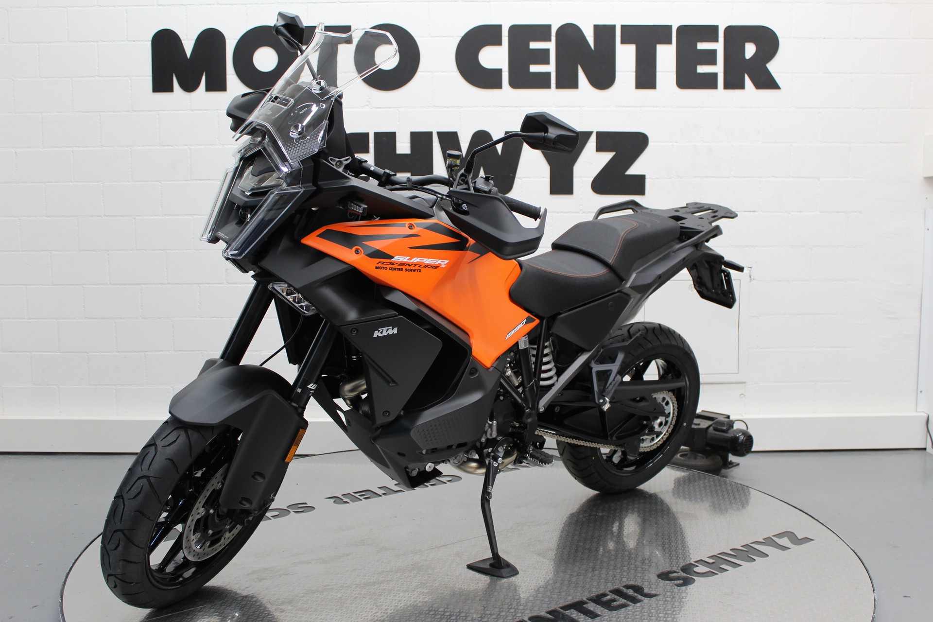 KTM 1390 Super Adventure S-image-4