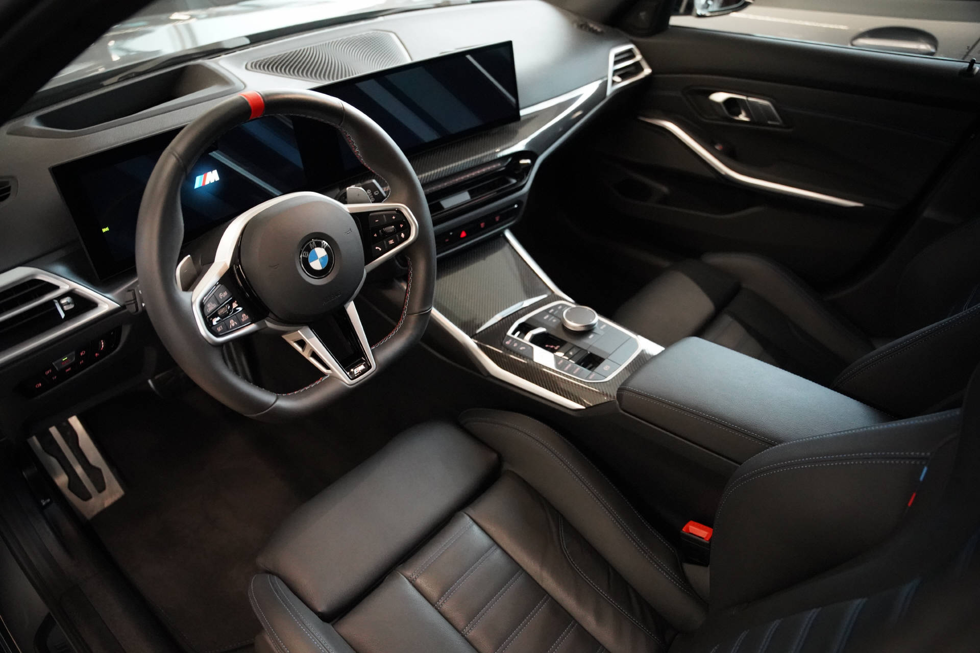 BMW M340d xDrive 48V Touring Steptronic M Sport Pro LCI-image-6