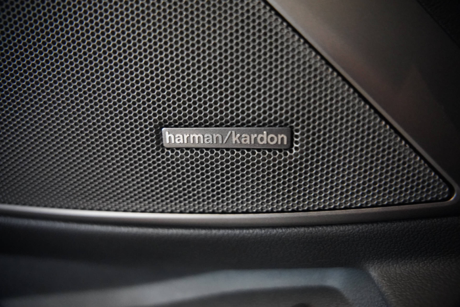 BMW M340d xDrive 48V Touring Steptronic M Sport Pro LCI-image-15