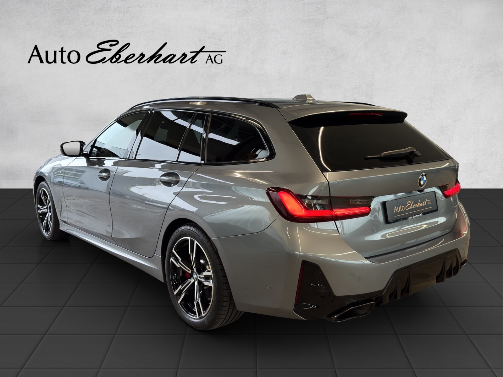 BMW M340d xDrive 48V Touring Steptronic M Sport Pro LCI-showroom-element-1