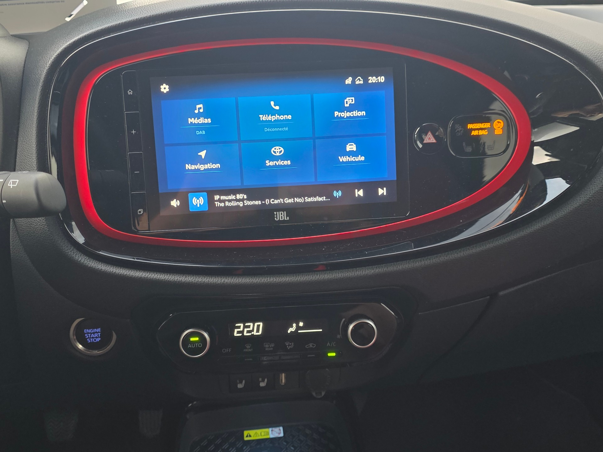 TOYOTA Aygo X 1.0 VVT-i Undercover-image-11