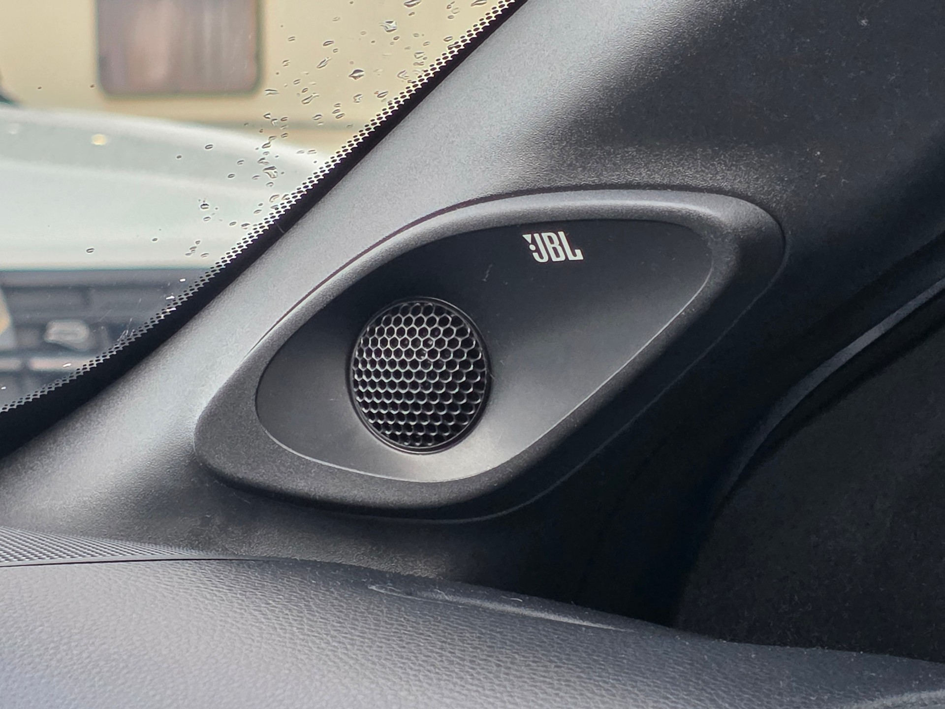TOYOTA Aygo X 1.0 VVT-i Undercover-image-15