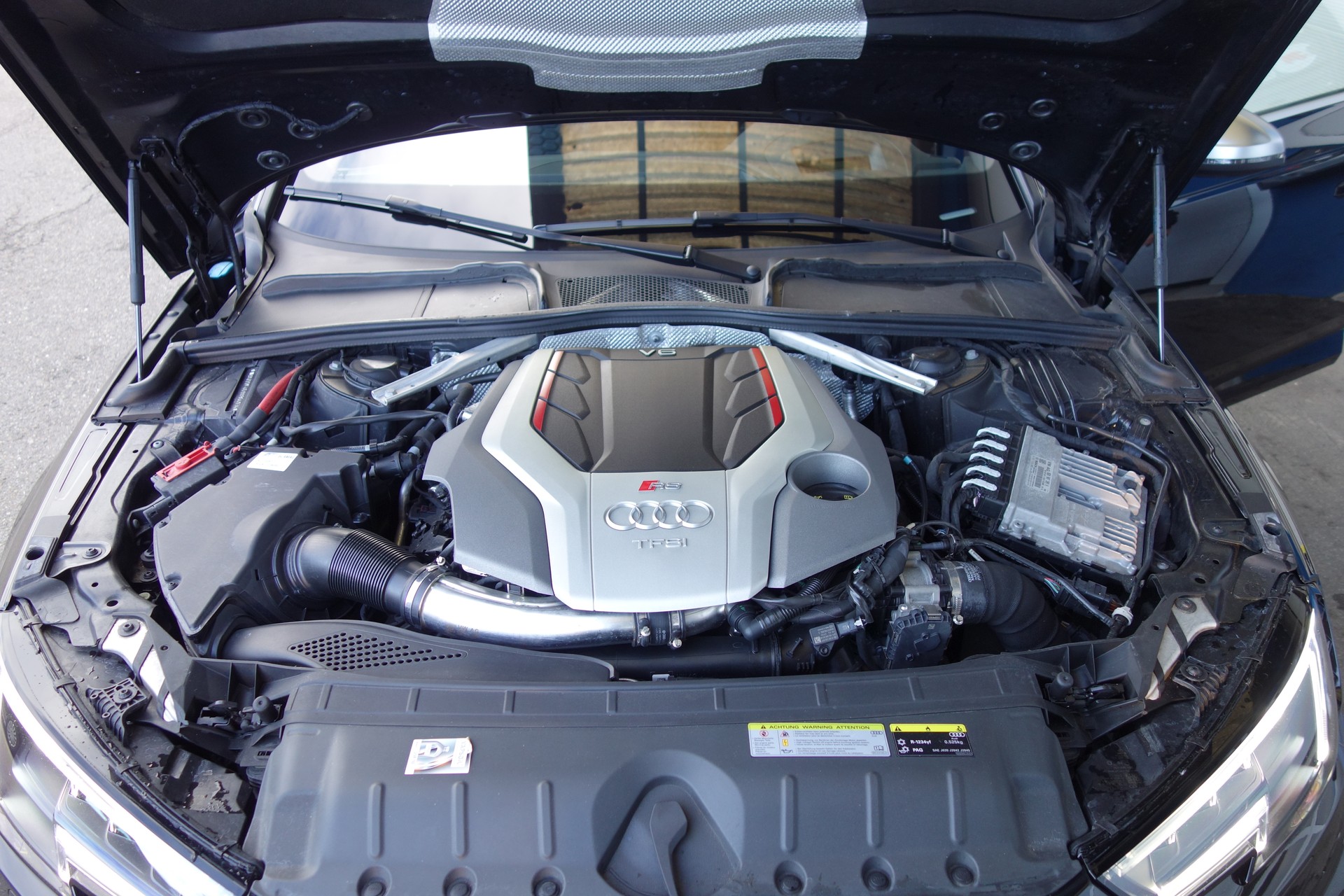 AUDI RS4 Avant 2.9 TFSI quattro tiptronic-image-26
