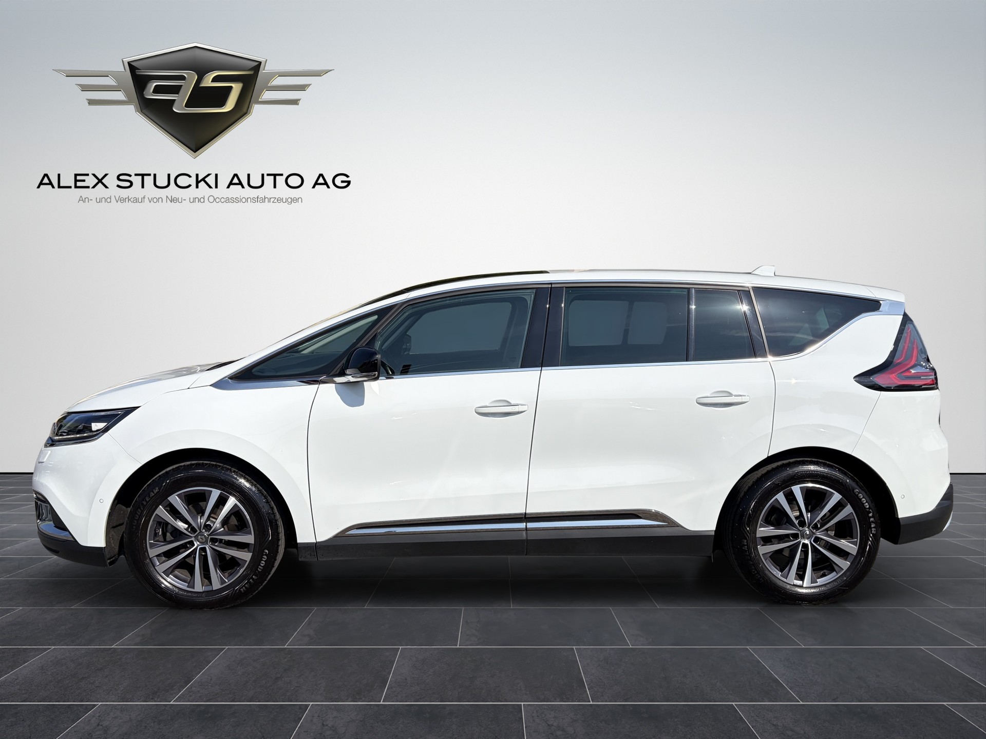 RENAULT Espace 2.0 dCi Techno EDC 6-showroom-element-3