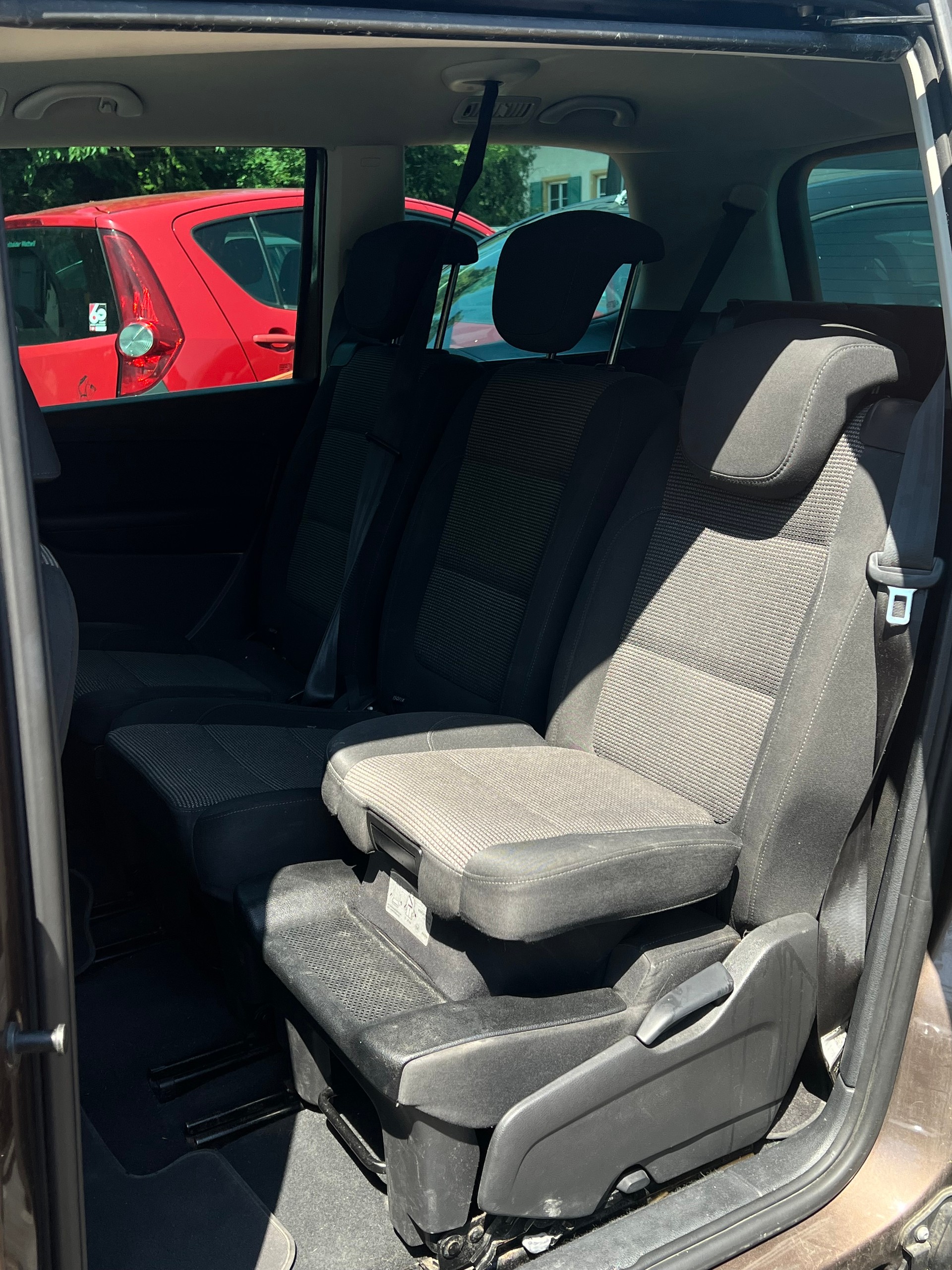 VW Sharan 1.4 TSI BlueMotion Technology Highline-image-12