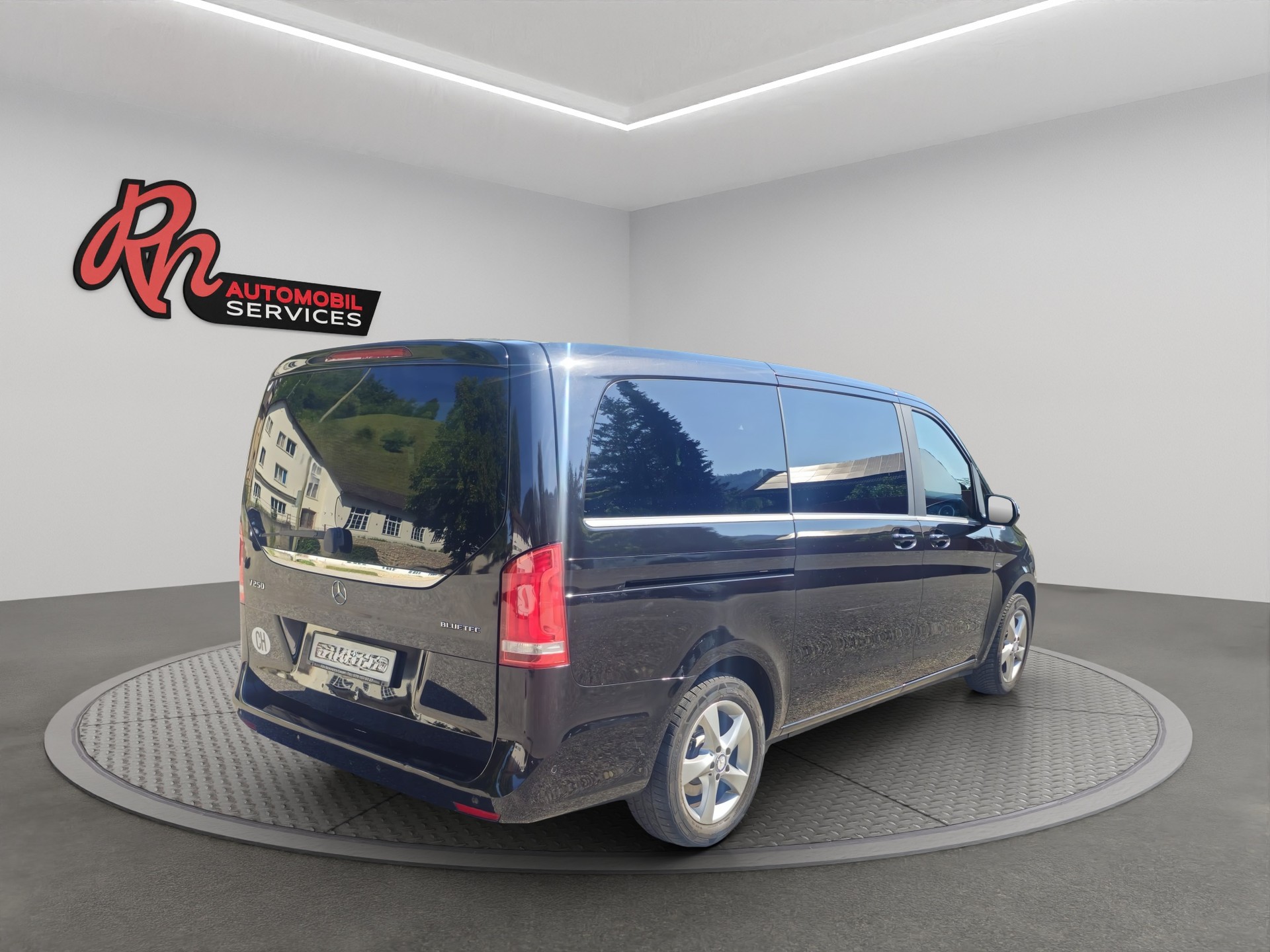 MERCEDES-BENZ V 250 BlueTEC Edition 1 lang 7G-Tronic-image-5