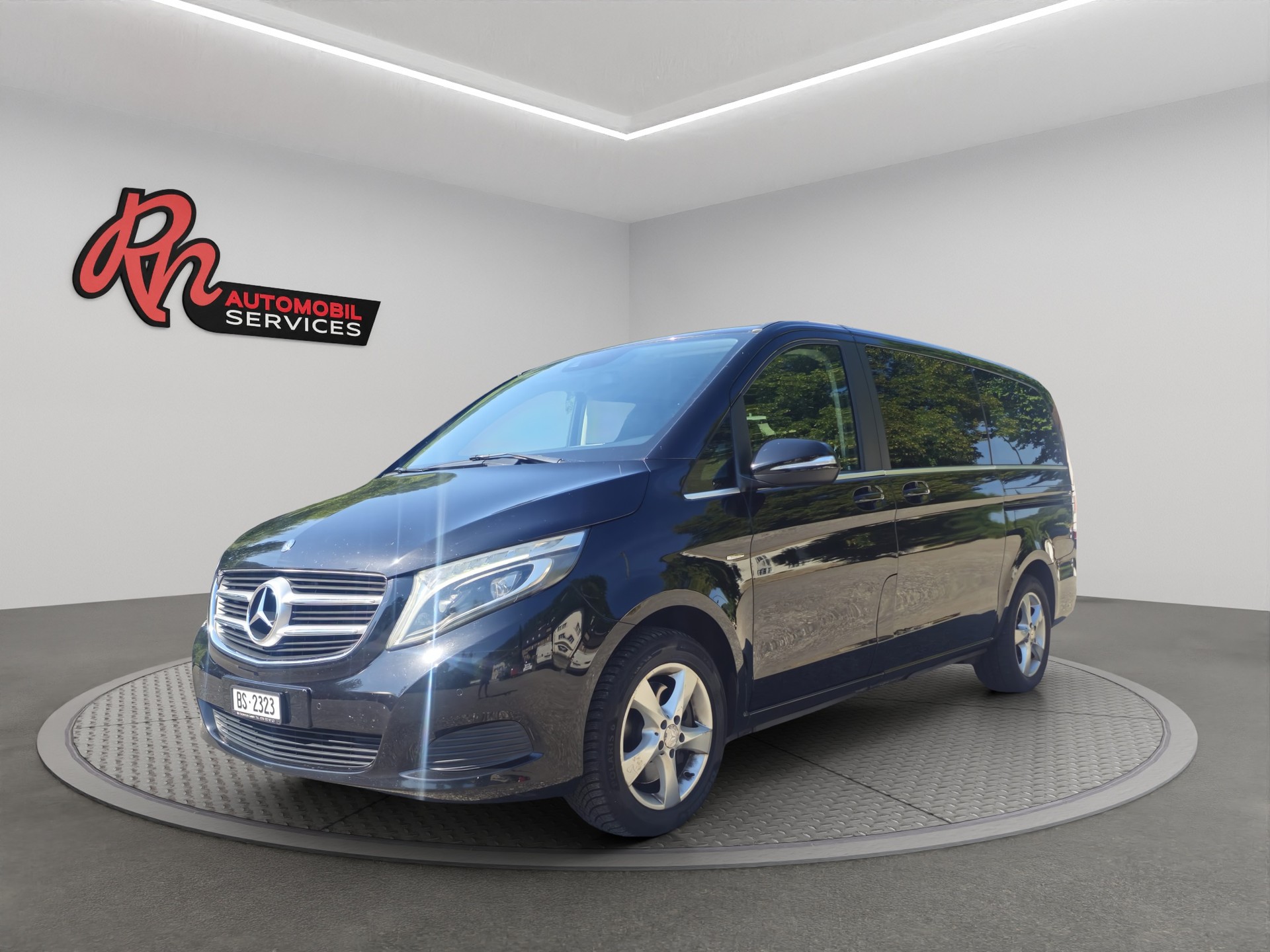 MERCEDES-BENZ V 250 BlueTEC Edition 1 lang 7G-Tronic-showroom-element-1