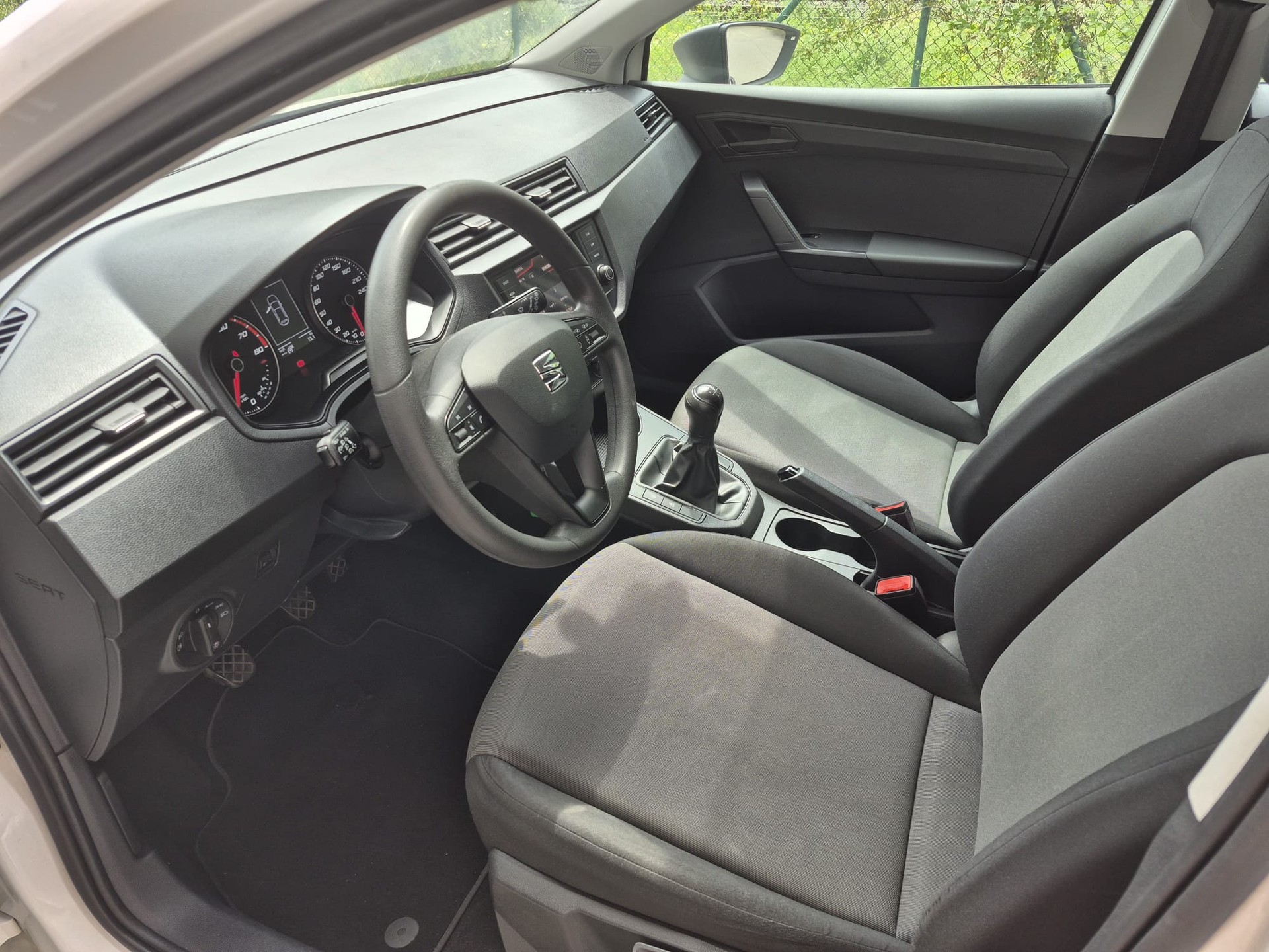 SEAT Ibiza 1.0 EcoTSI Reference-image-6