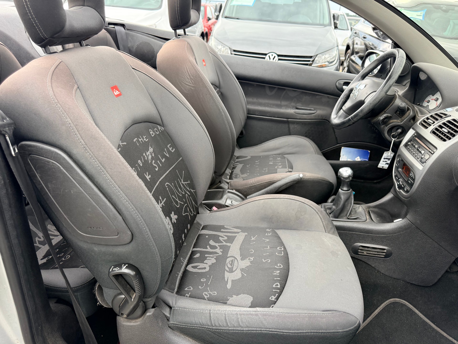 PEUGEOT 206 CC 1.6 16V Quiksilver-image-9
