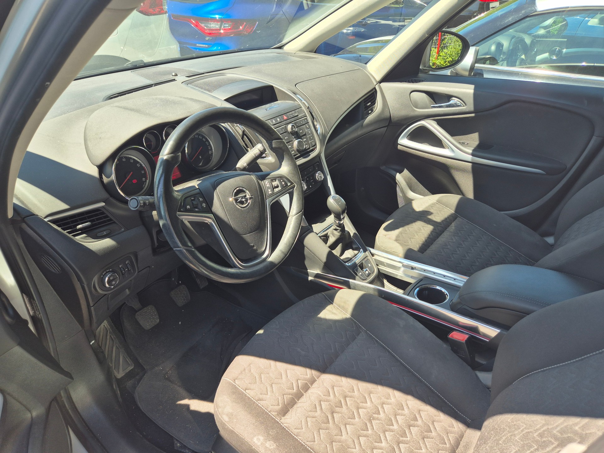 OPEL Zafira Tourer 1.4i 16V Enjoy-image-3