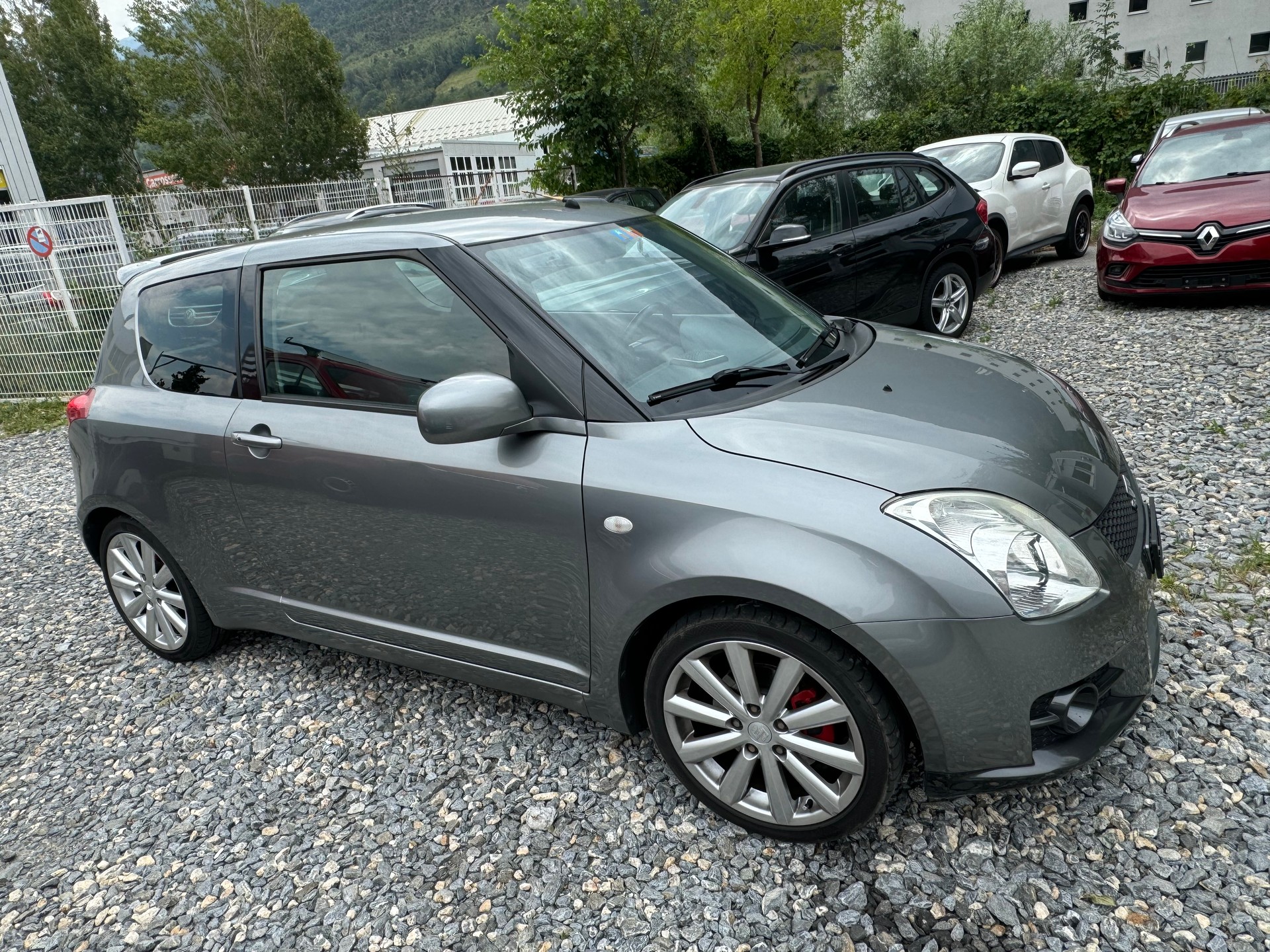 SUZUKI Swift 1.6i 16V Sport-image-15