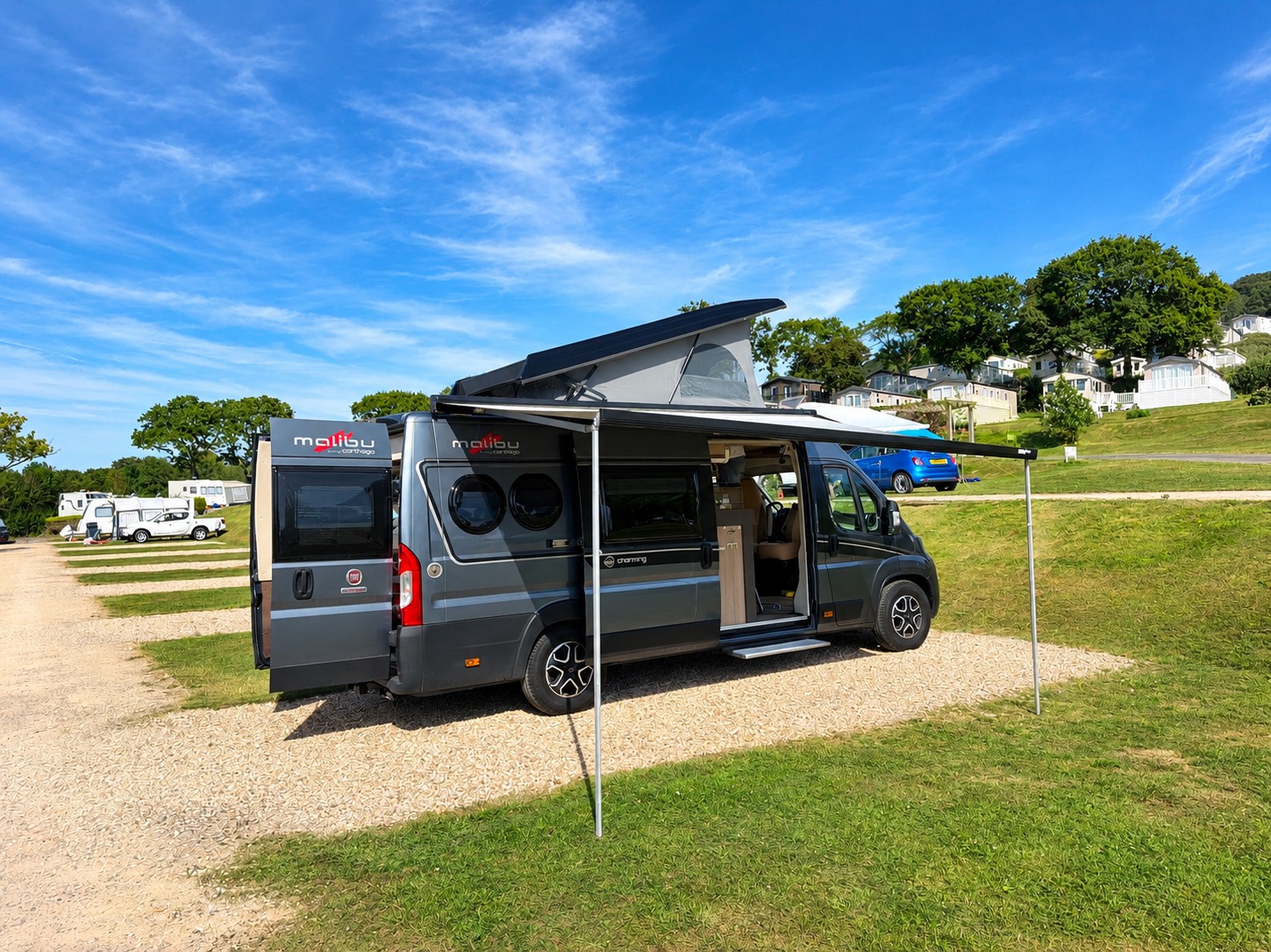 MALIBU Van 640 Charming Professional