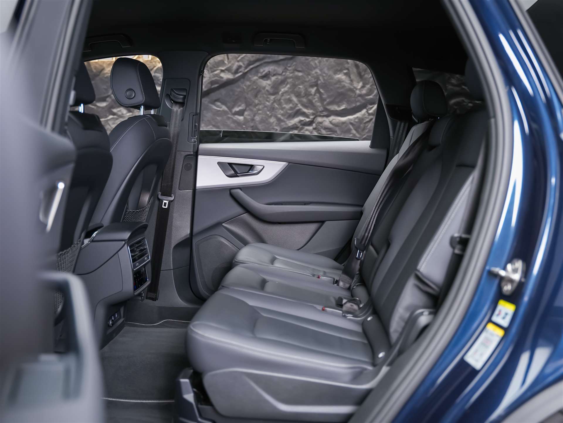 AUDI Q7 45 TDI quattro tiptronic *7 Plätzer*22" Felgen*Head Up*360° Kamera*-image-12