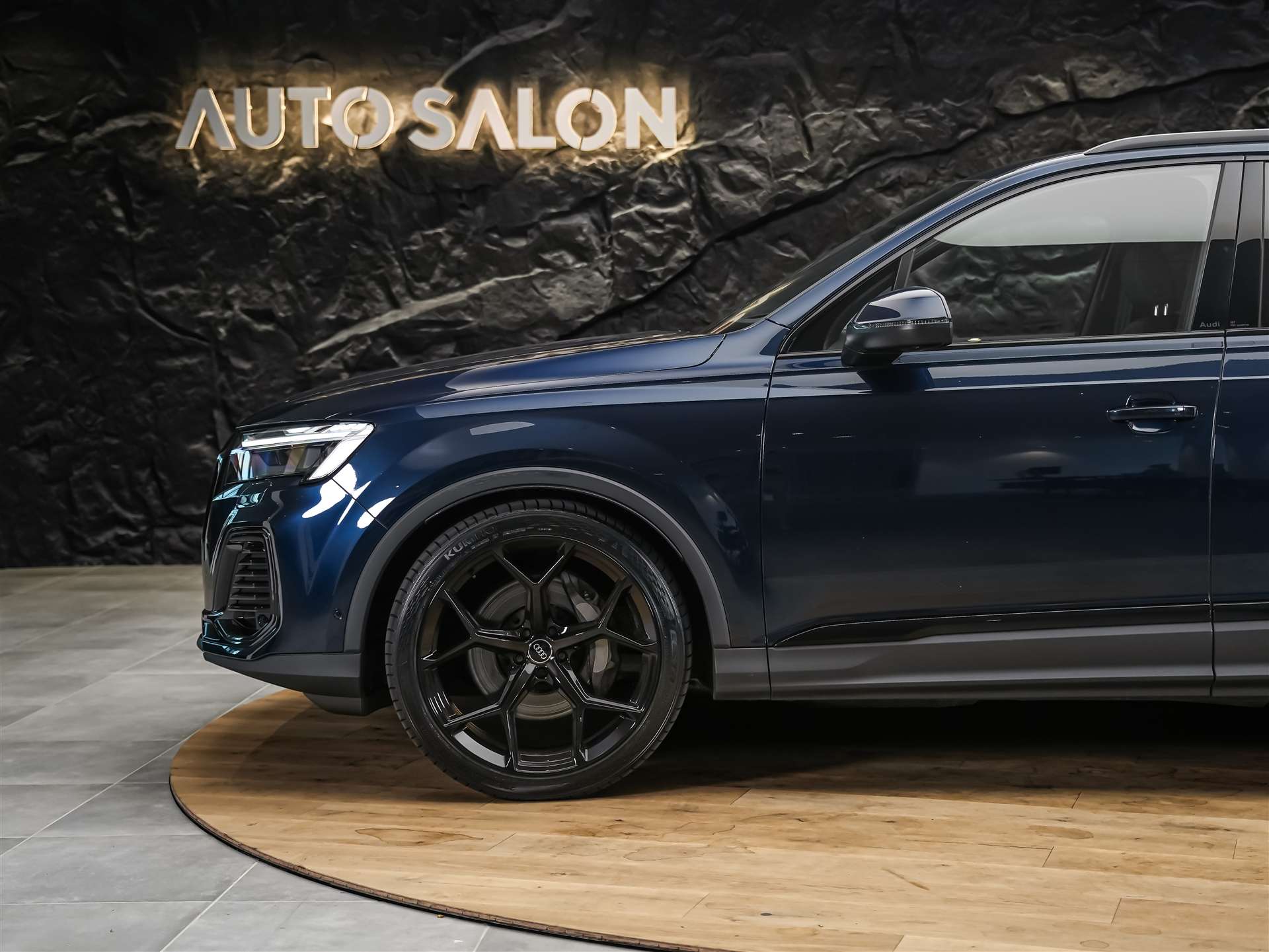 AUDI Q7 45 TDI quattro tiptronic *7 Plätzer*22" Felgen*Head Up*360° Kamera*-image-17